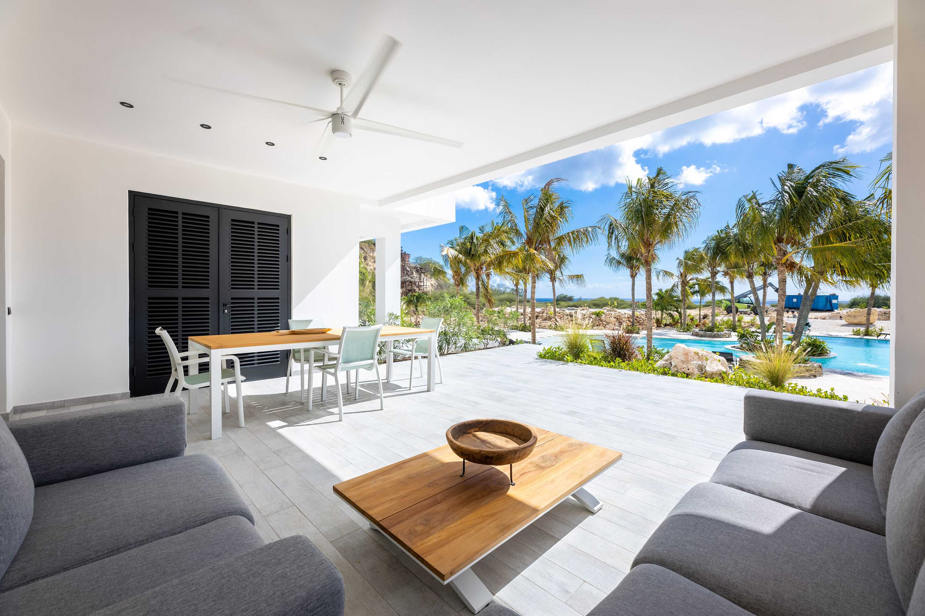 Blue Bay | The Reef | Terrace 4