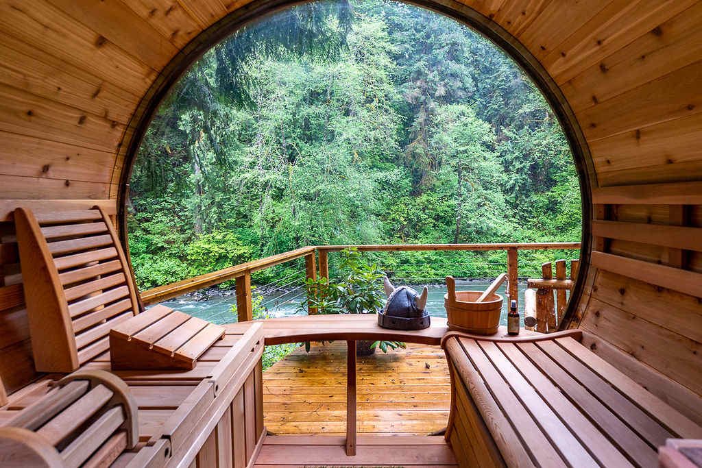 Luna's A-Frame • Riverfront • Hot Tub & Sauna | Granite Falls