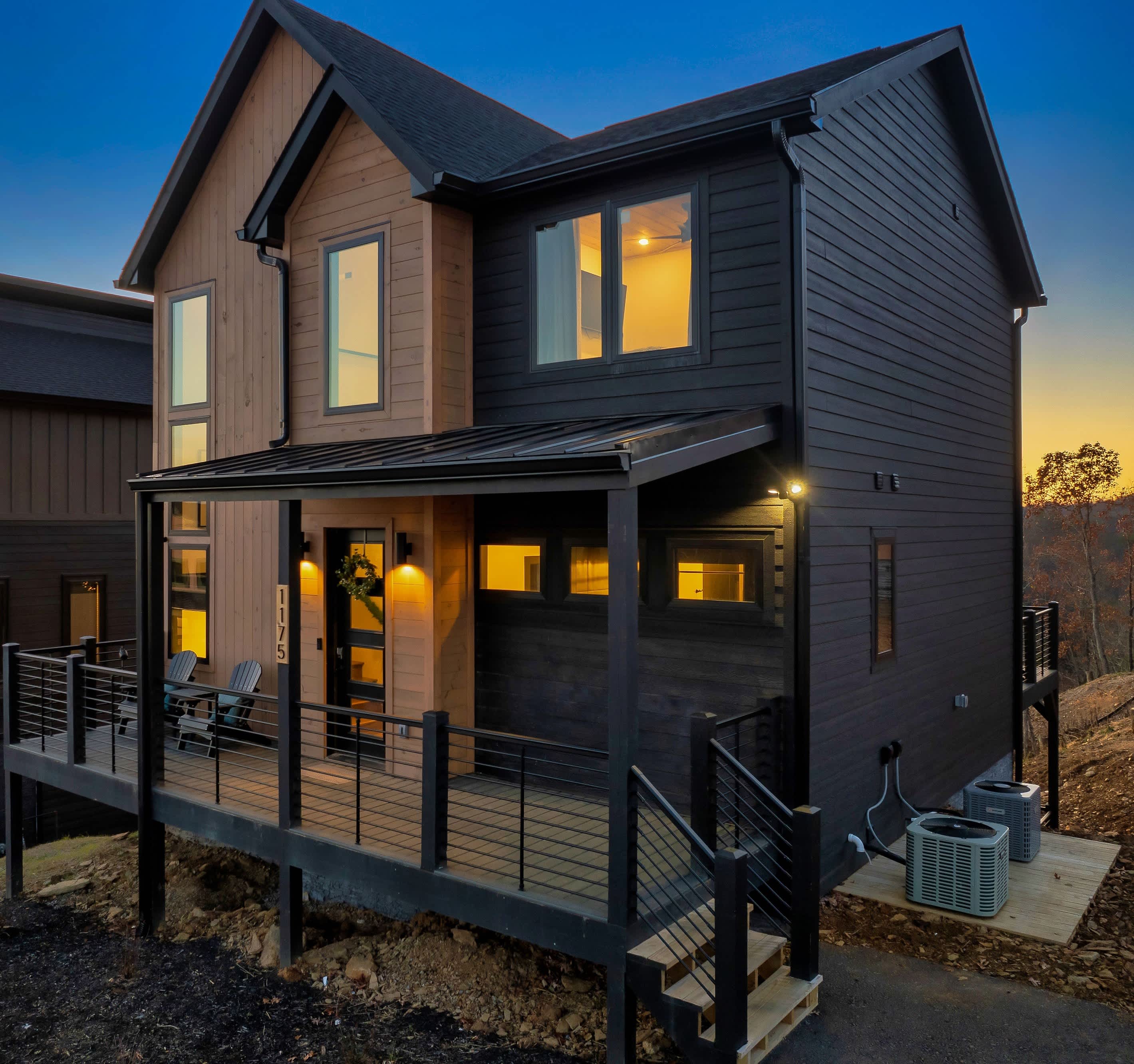 Holiday Deal! New Luxury 4BR Cabin! HotTub & Views — Sevierville, TN — vacation rental