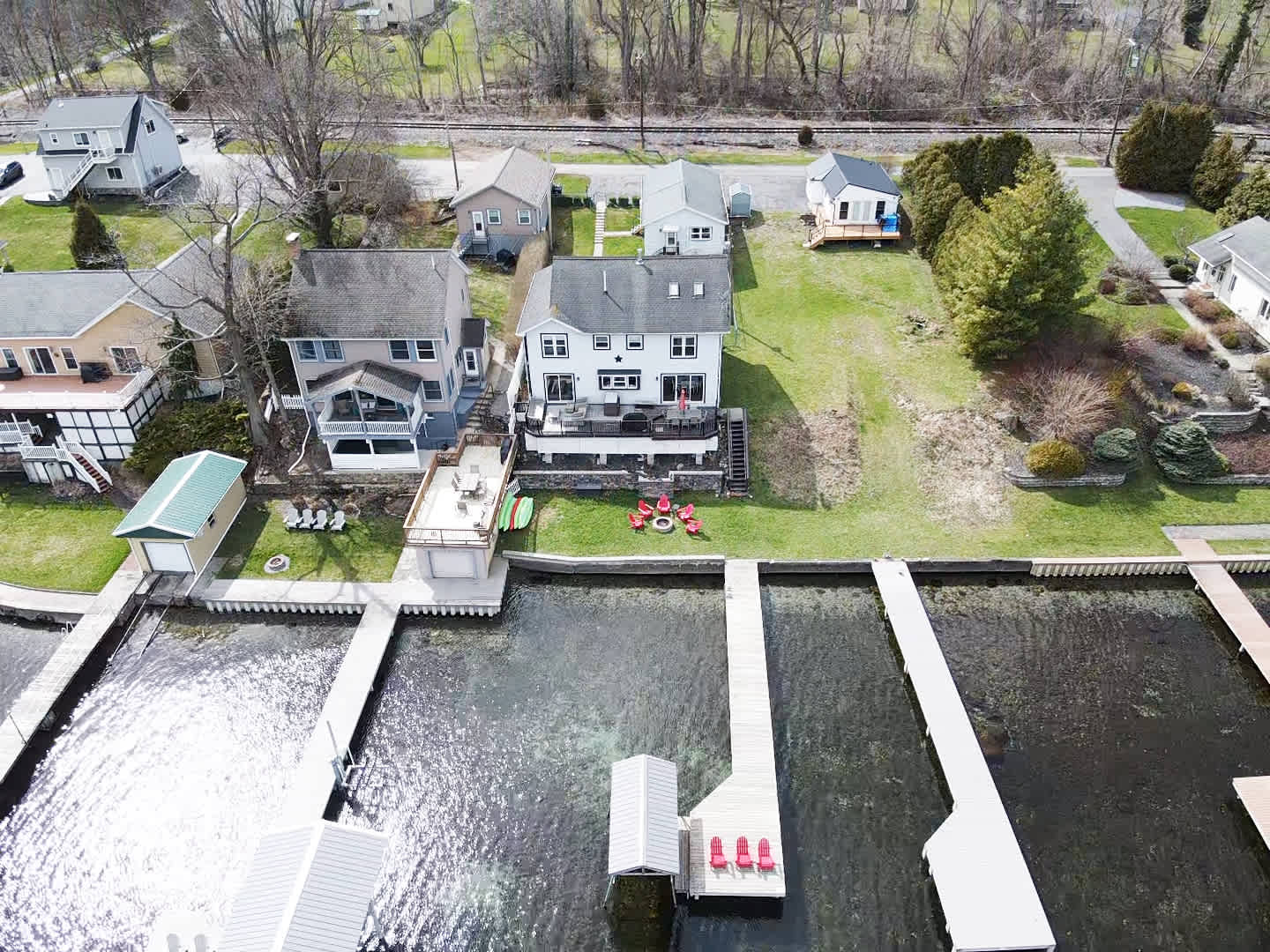 Lakefront House w/ Kayaks, Fire Pit & Game Room - Picture 28