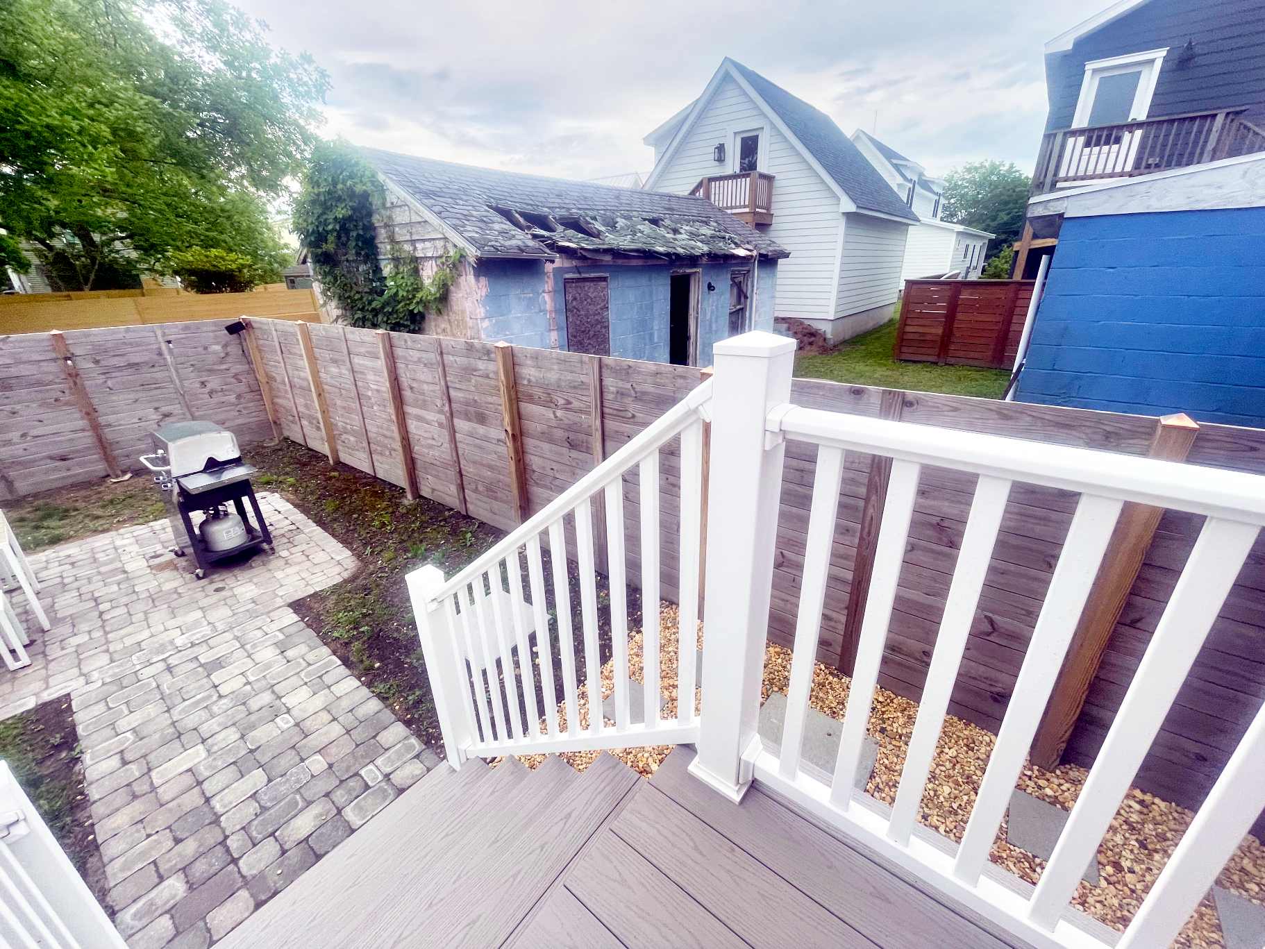 Walk to Beach & Park, Firepit & BBQ | Deja Blu I