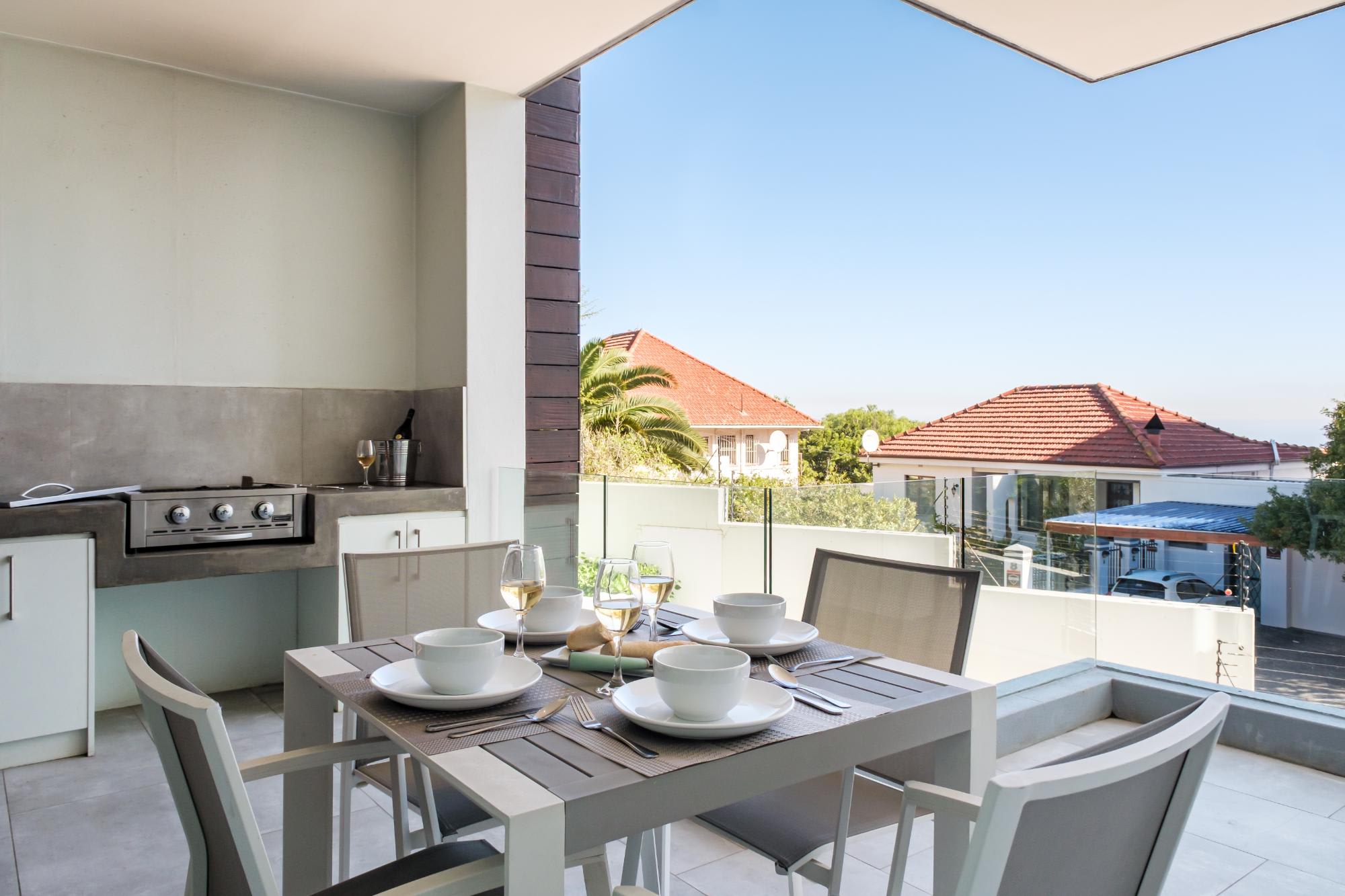 Modern 2bed Apt in Green Point Cape Town Nobelium | Photo 2