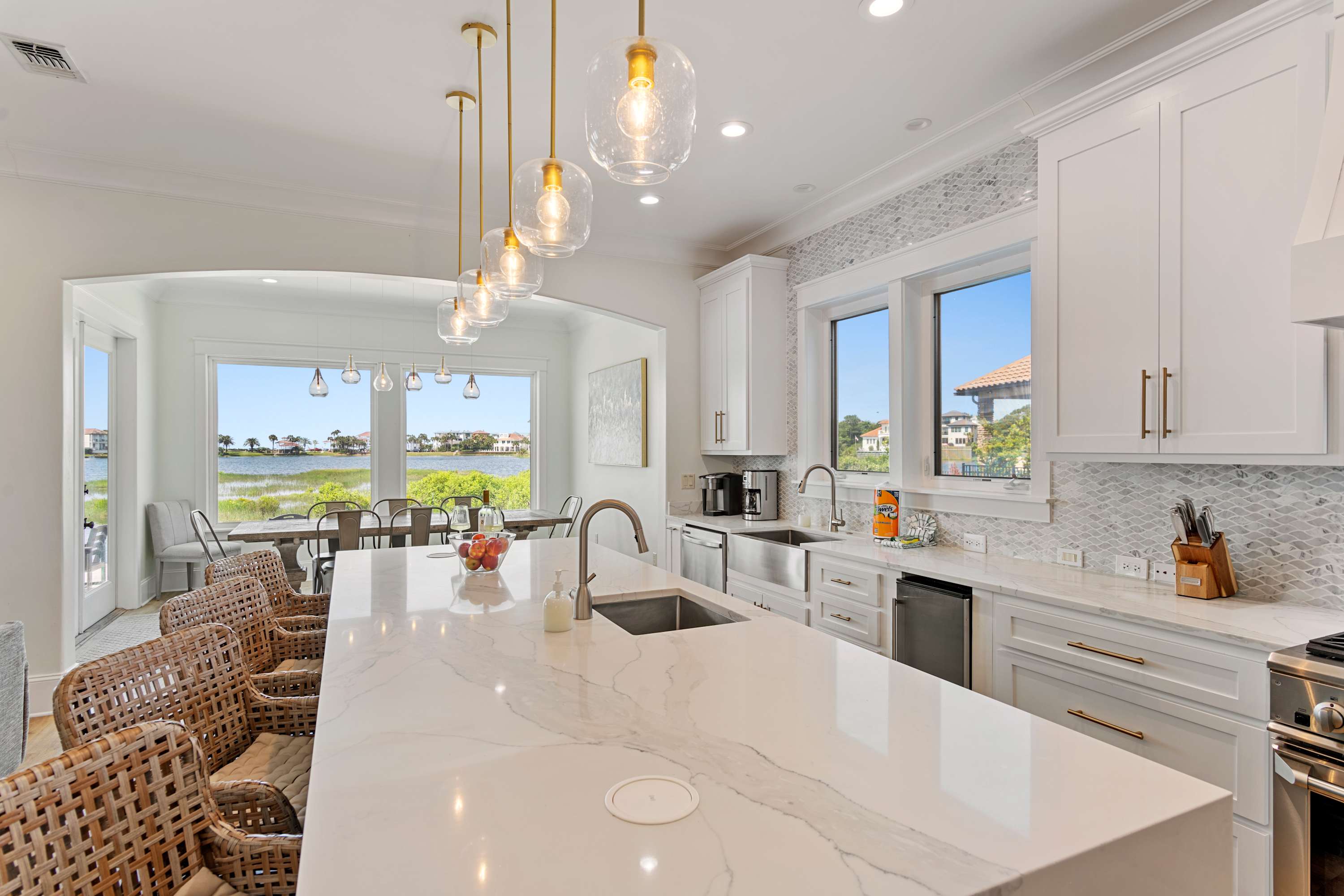 Luxury Waterfront, Heated Pool | Sea Glass