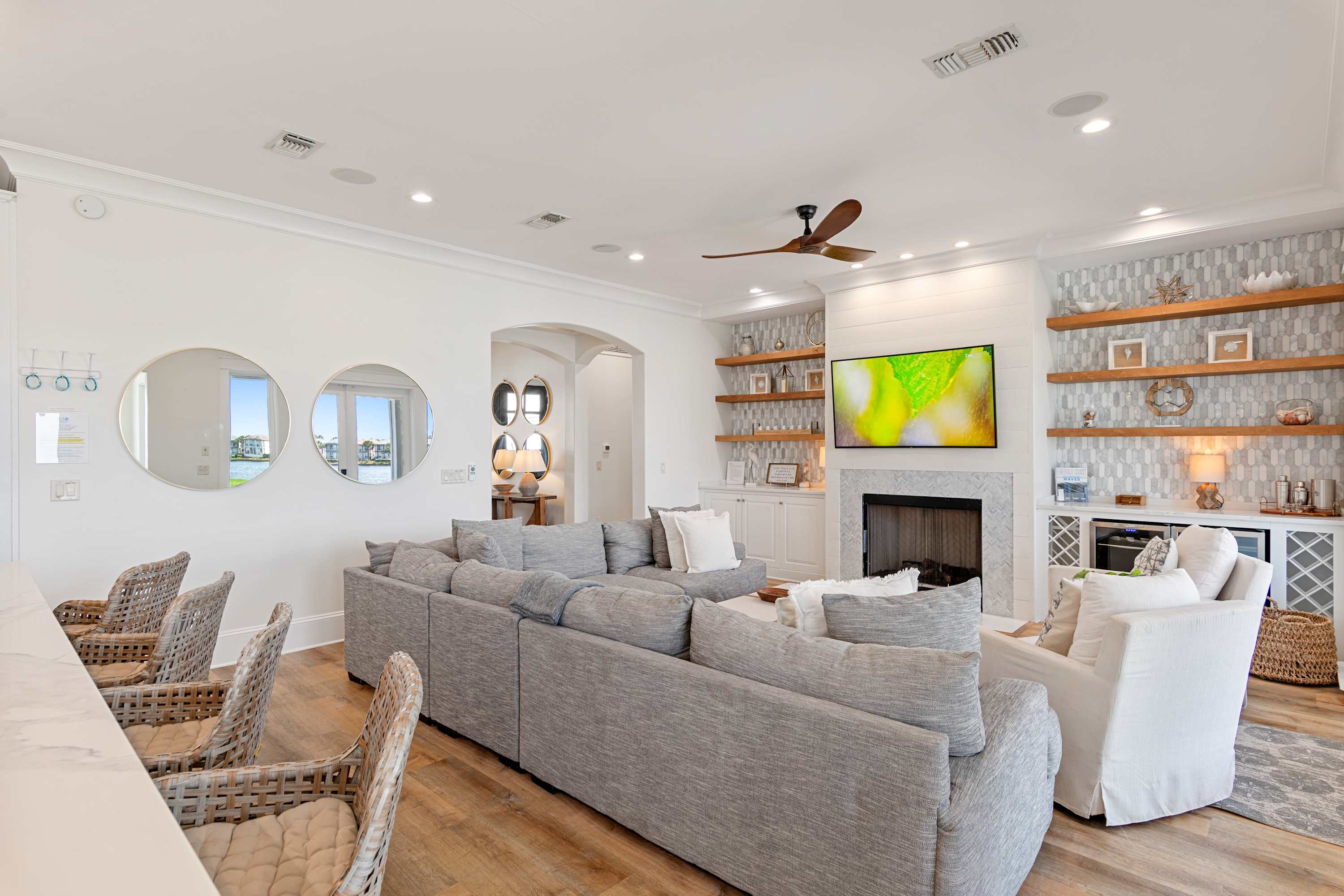 Luxury Waterfront, Heated Pool | Sea Glass
