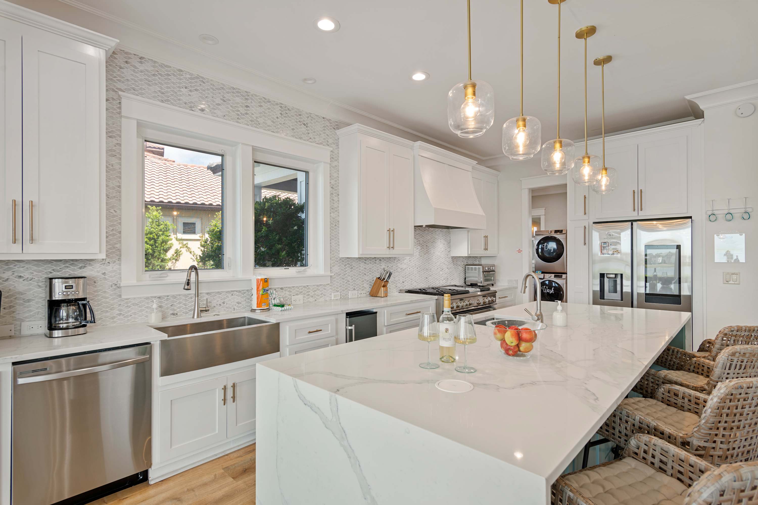Luxury Waterfront, Heated Pool | Sea Glass