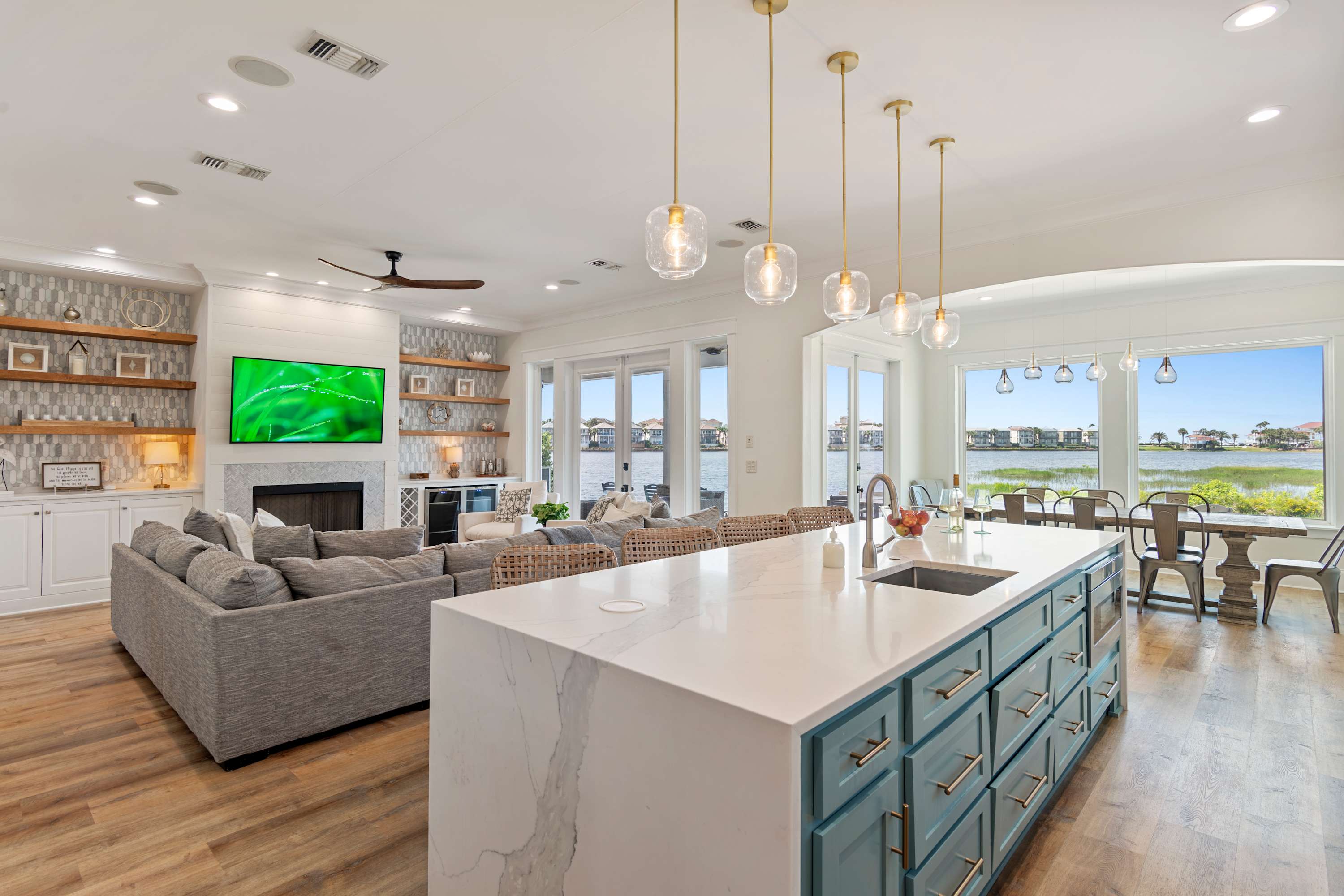 Luxury Waterfront, Heated Pool | Sea Glass