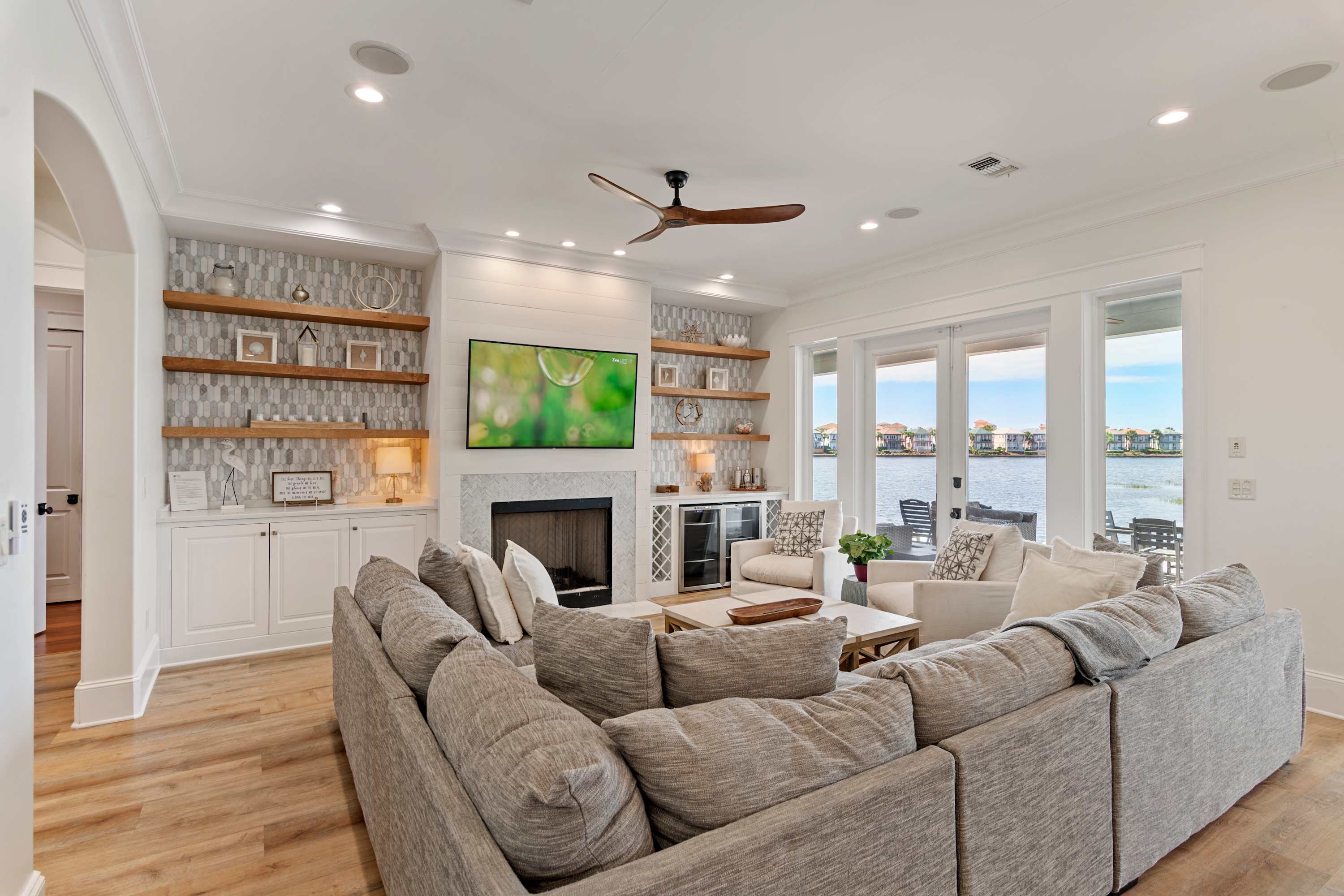 Luxury Waterfront, Heated Pool | Sea Glass