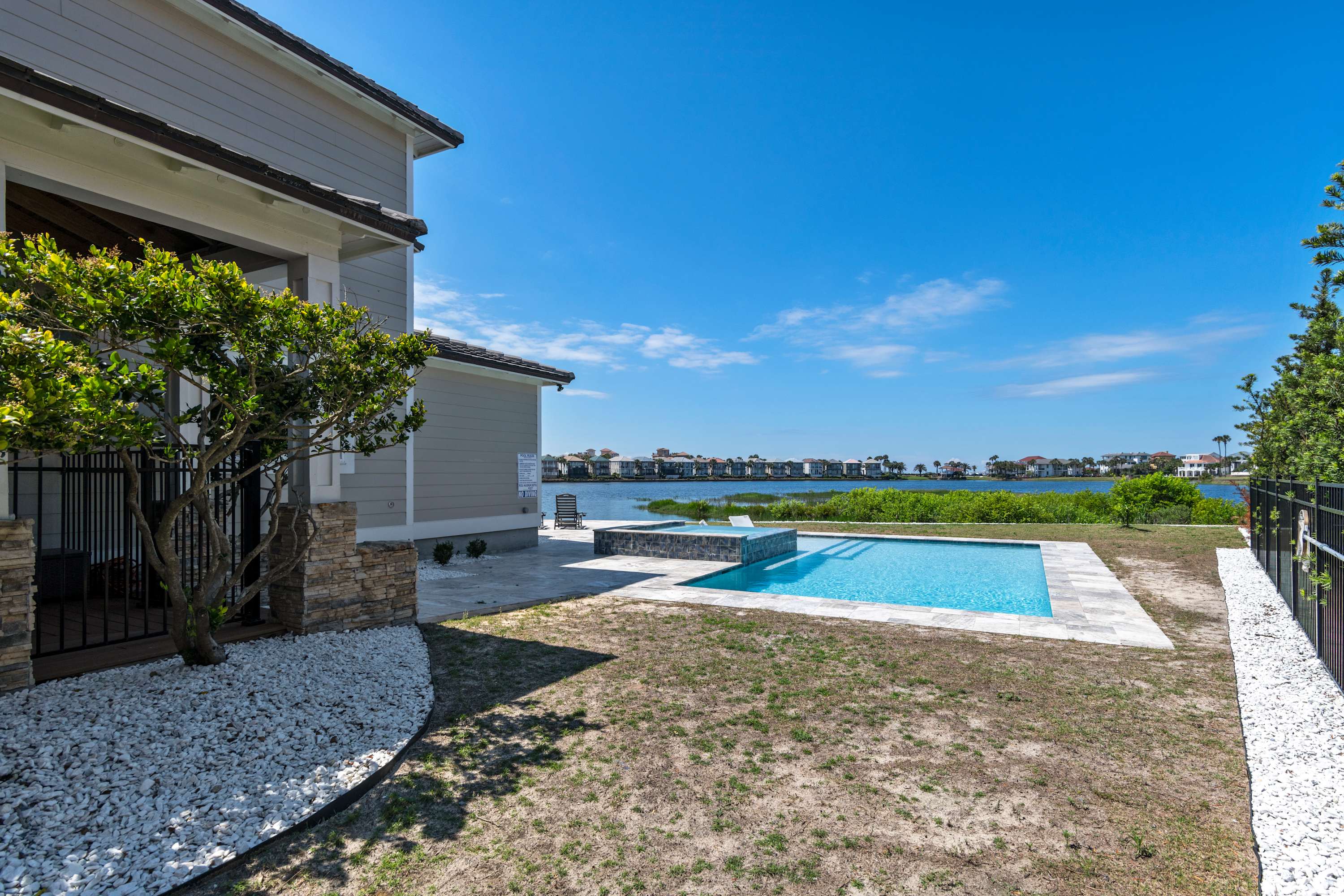 Luxury Waterfront, Heated Pool | Sea Glass