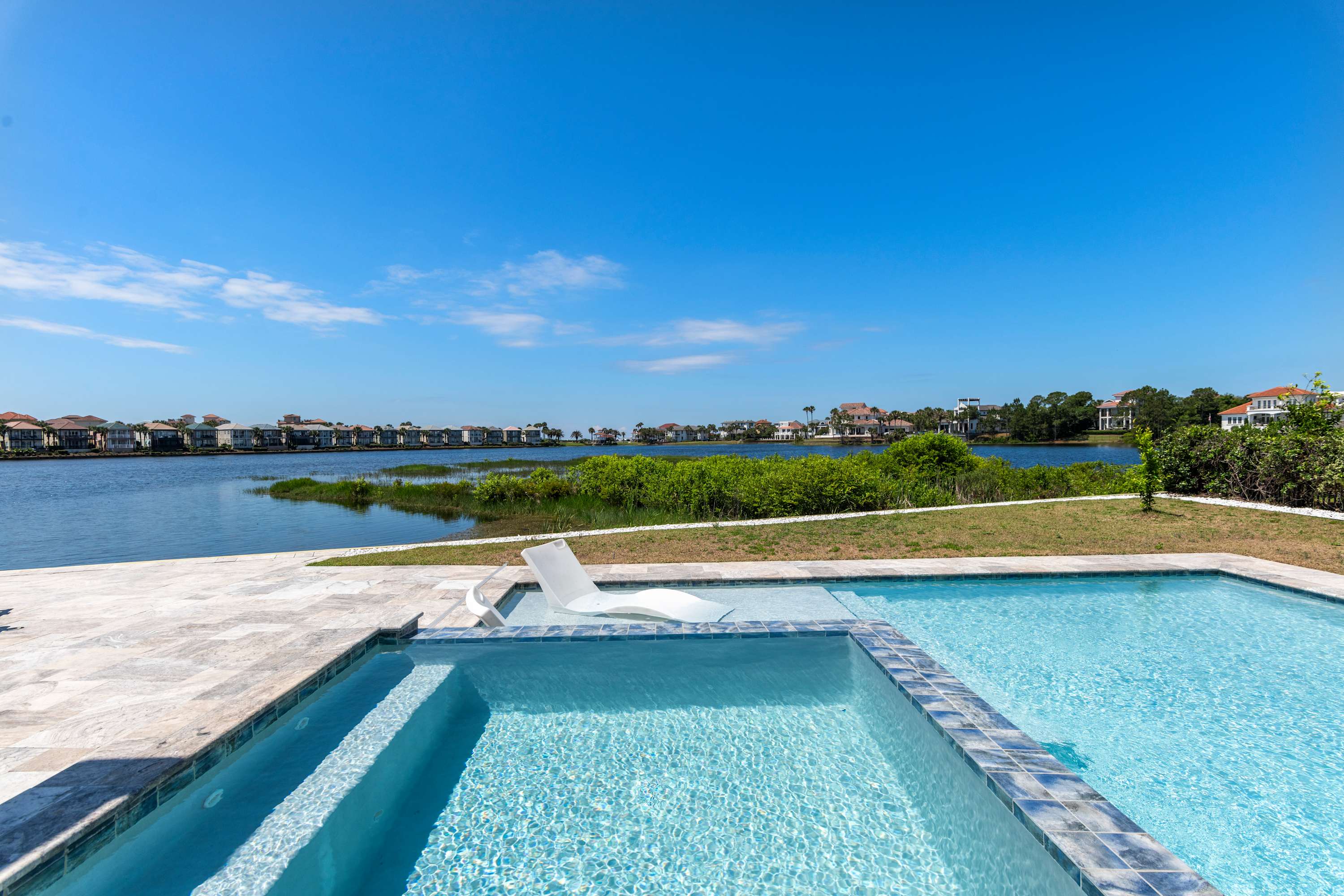 Luxury Waterfront, Heated Pool | Sea Glass