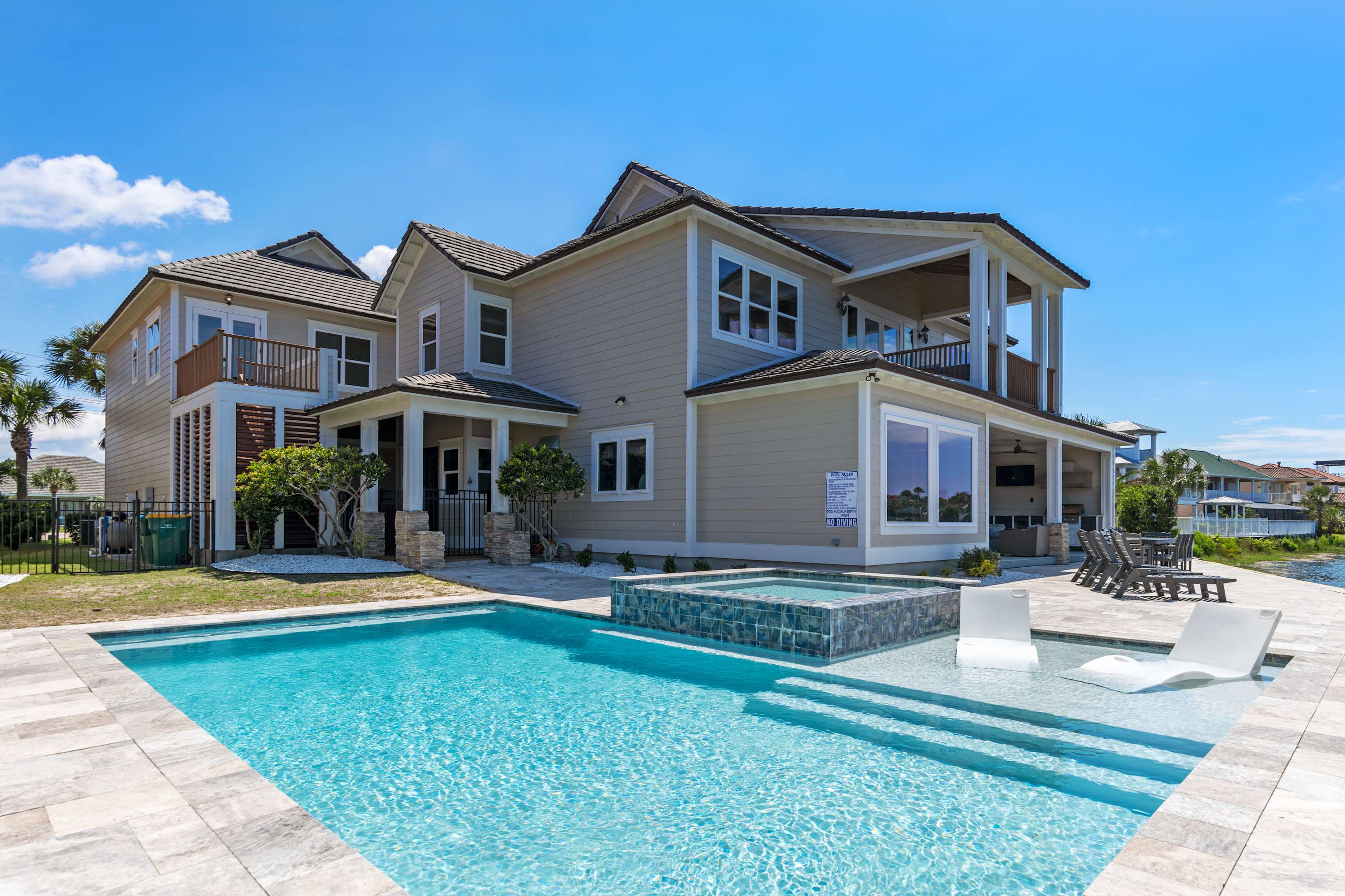 Luxury Waterfront, Heated Pool | Sea Glass