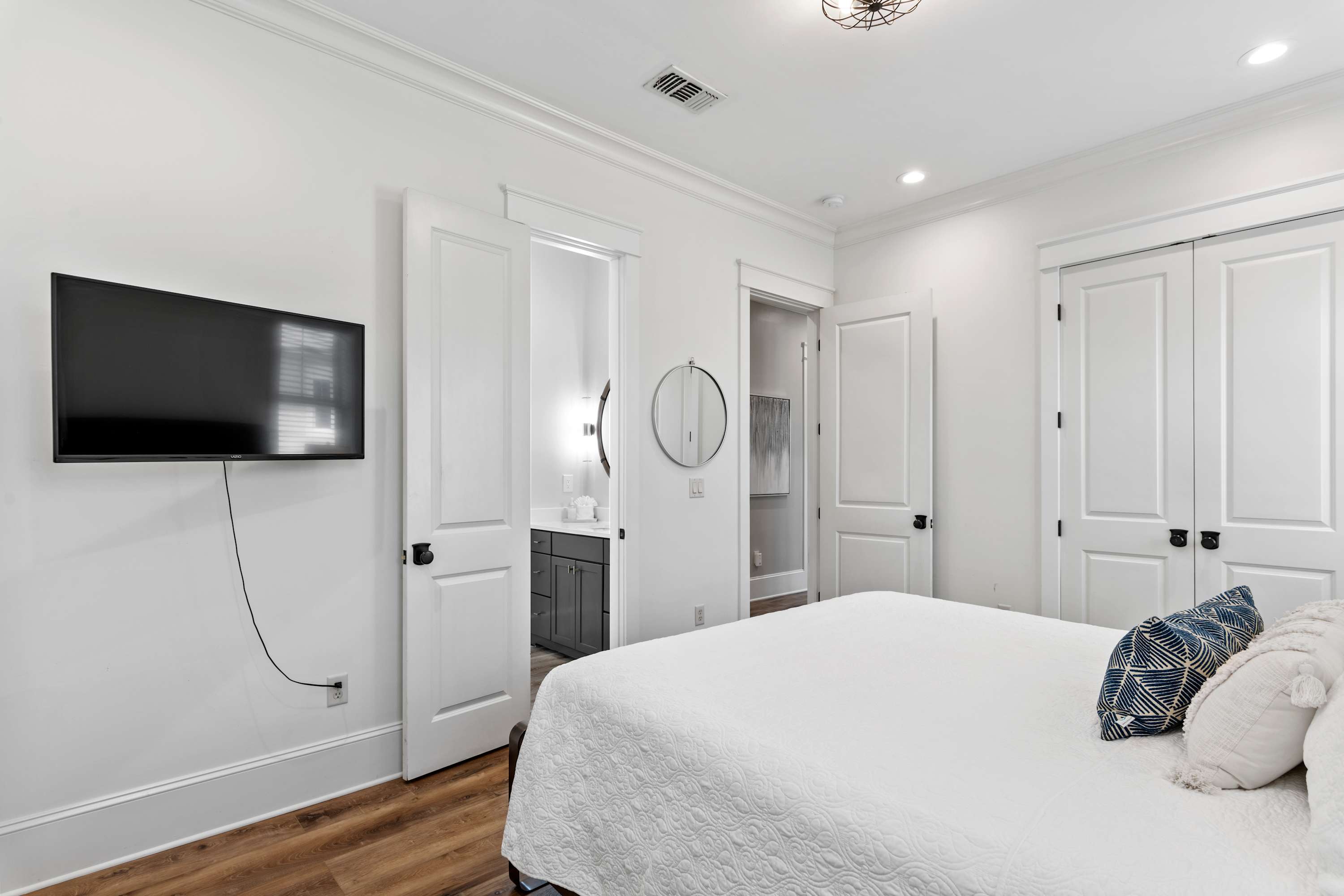 Luxury Waterfront, Heated Pool | Sea Glass