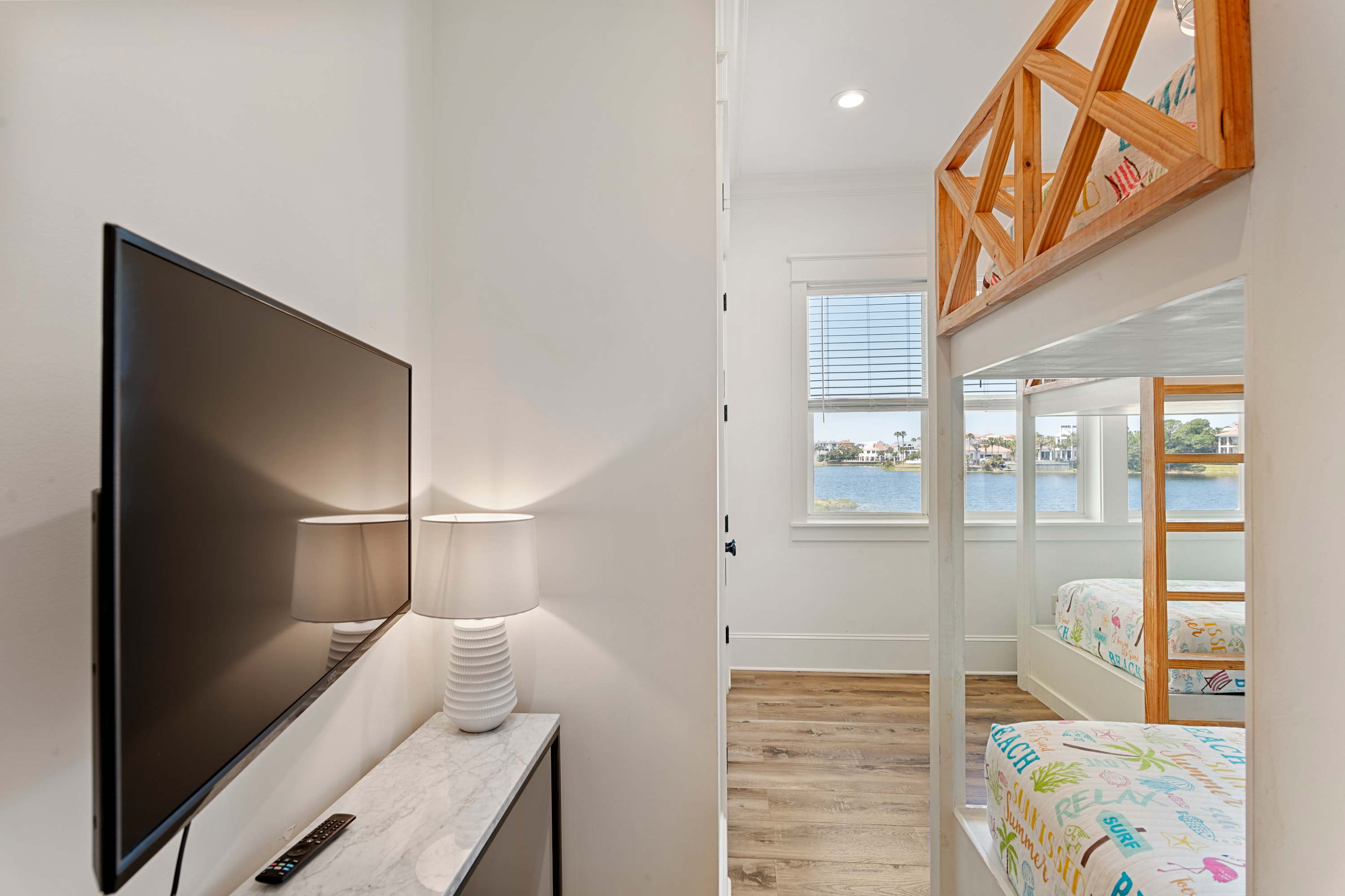 Luxury Waterfront, Heated Pool | Sea Glass