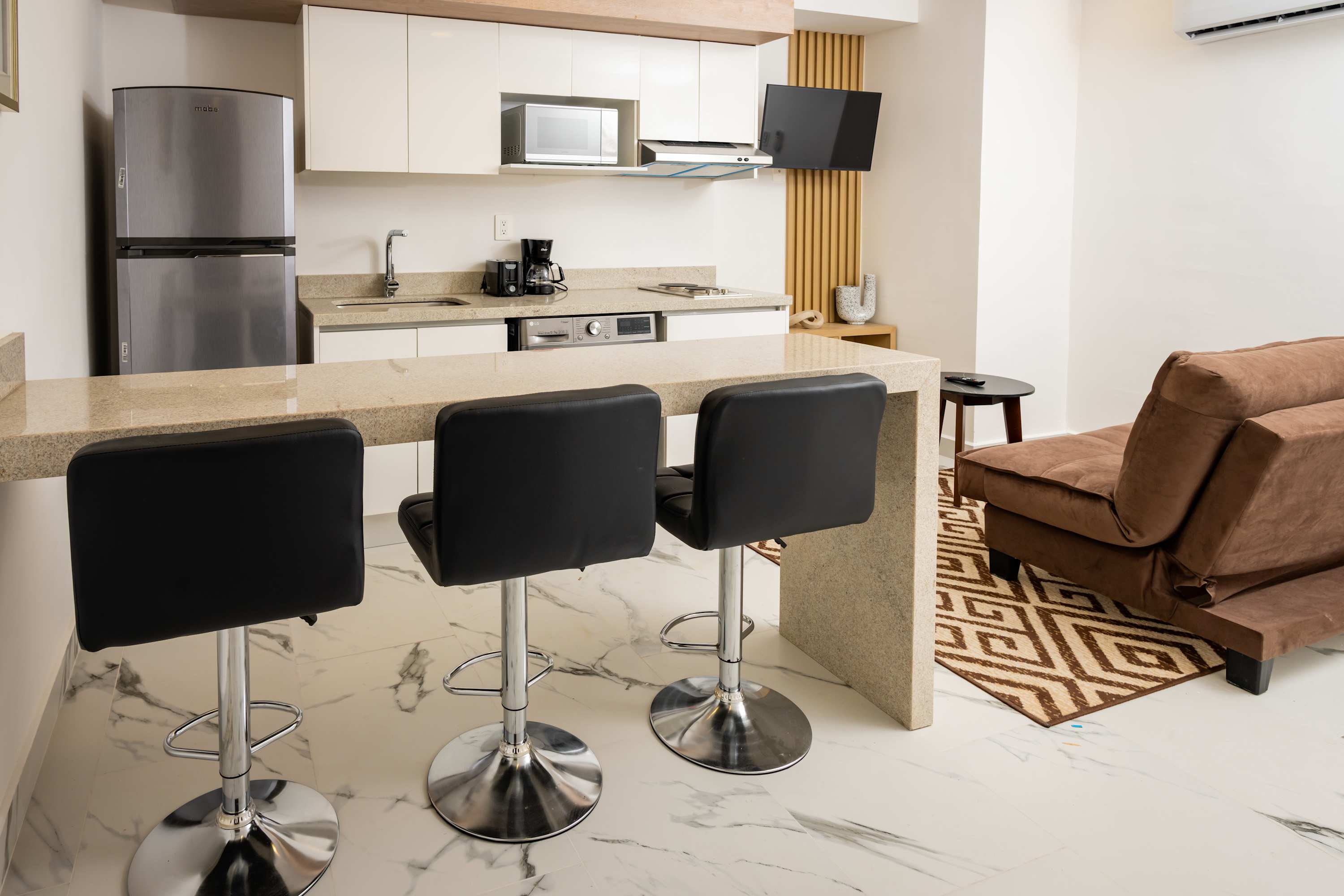 Unique Studio at the Entrance of the Hotel Zone — Cancún, Quintana Roo — vacation rental