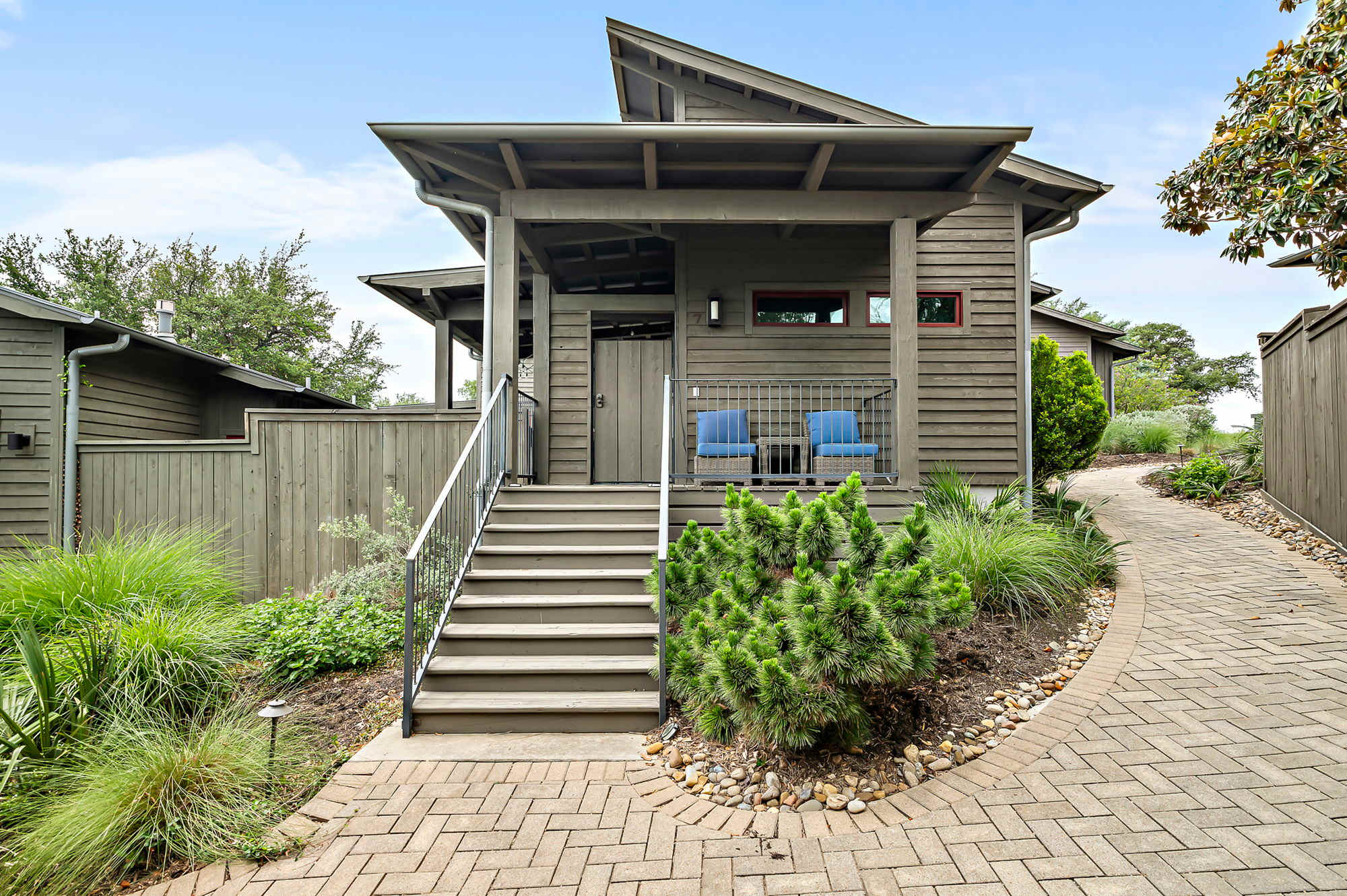 Romantic Lake Cabin | 1BR | Pickleball | BBQ — Lake Travis, TX — vacation rental