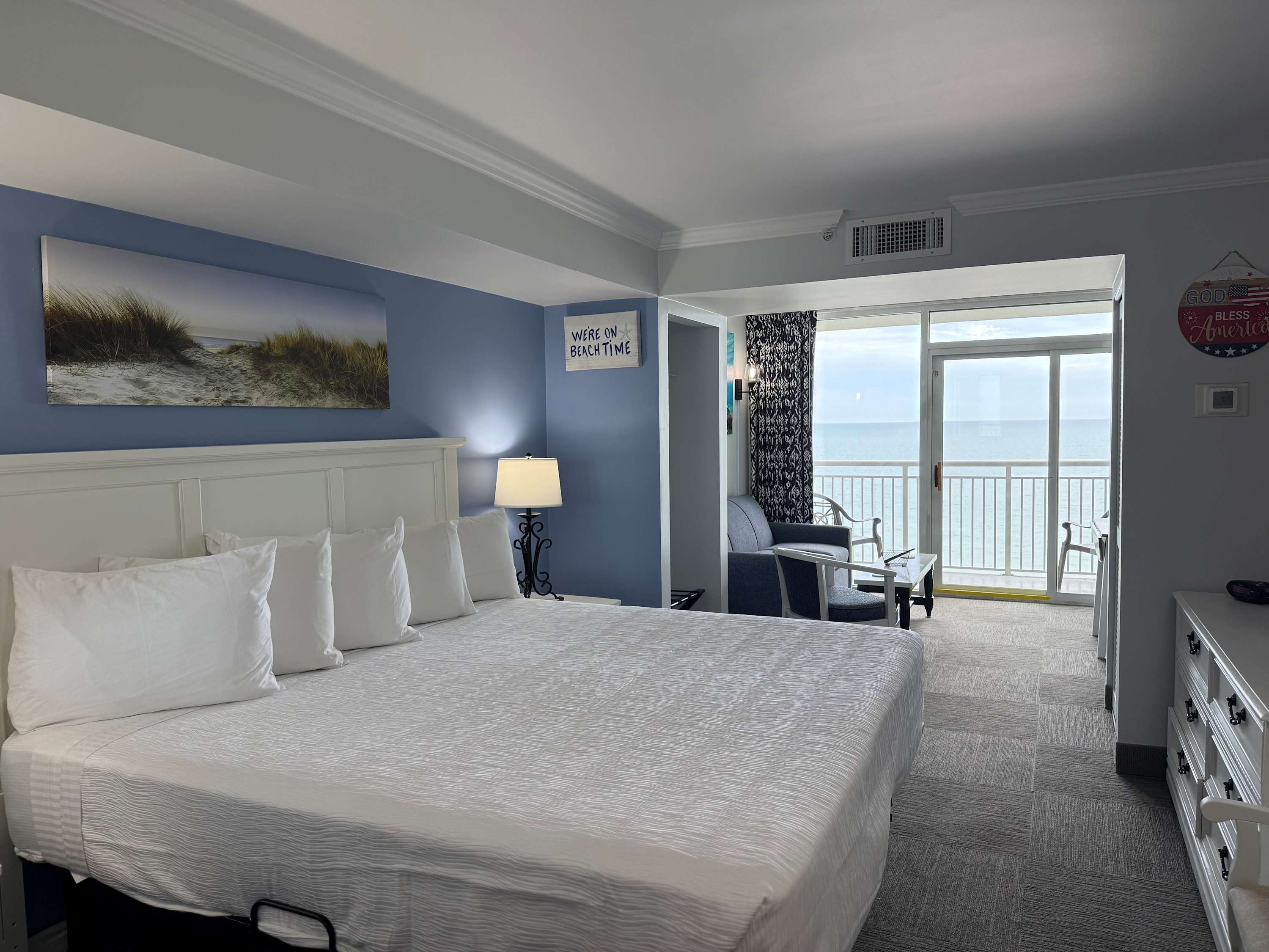 Amazing views - Kings size Ocean front Camelot 715 — Myrtle Beach, SC — vacation rental