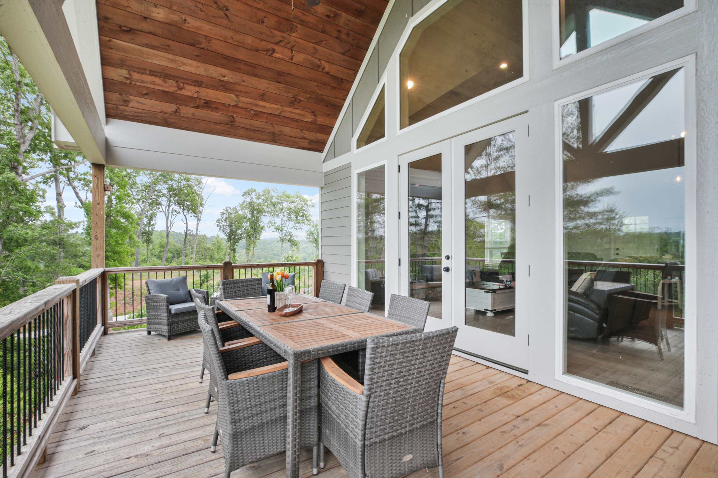 Mountain escape w/ backyard & garden views