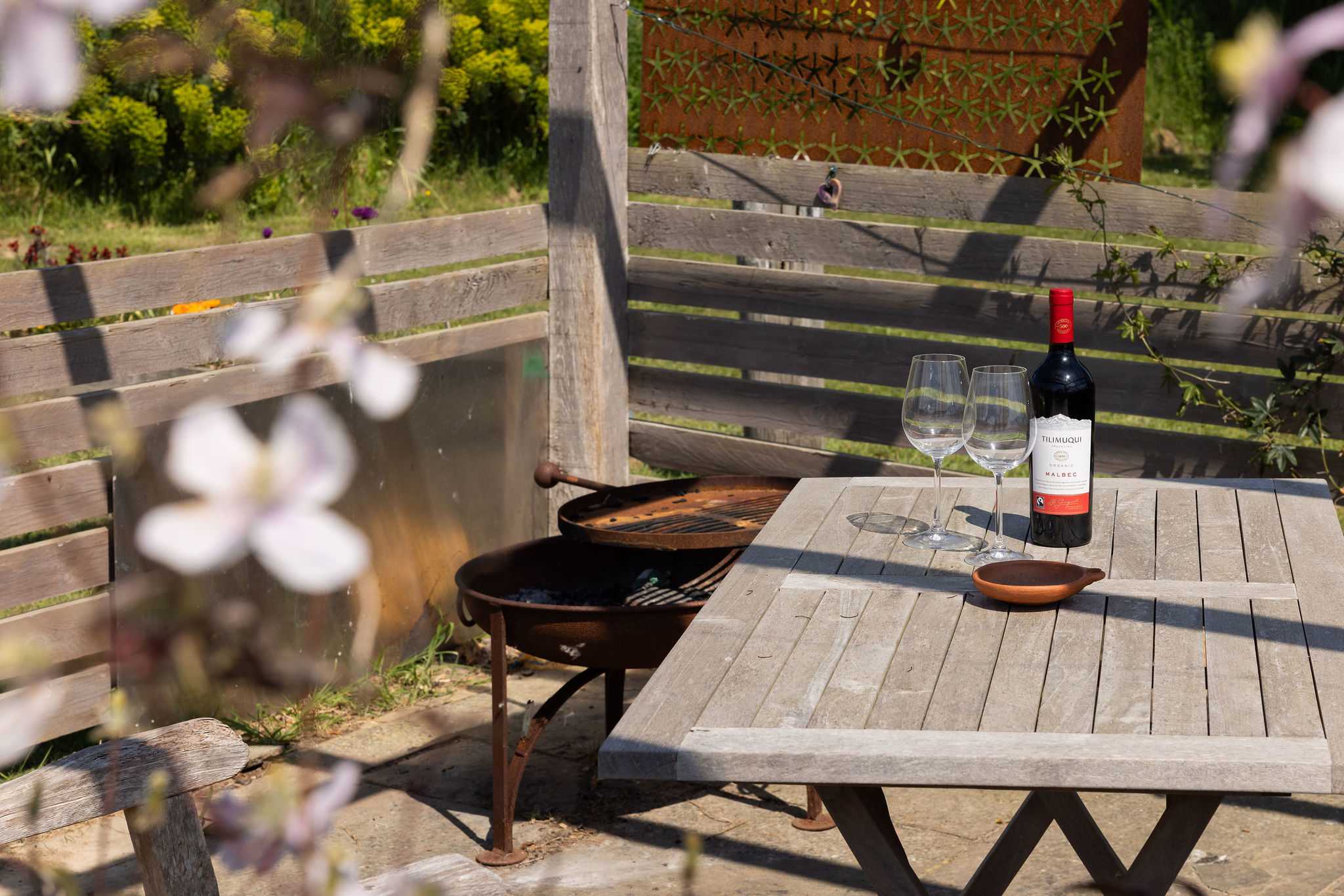 Enjoy an evening drink in the sunshine.