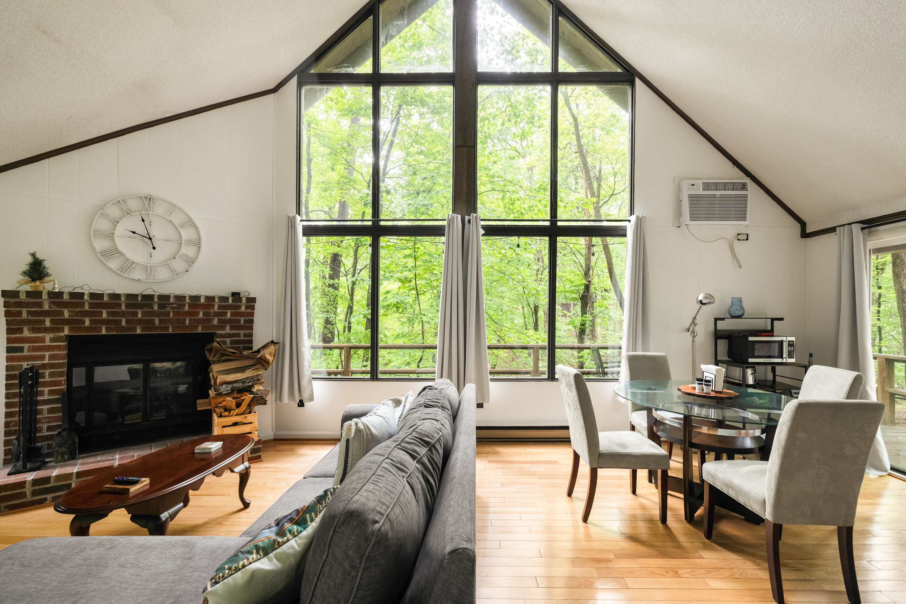 Oak Hollow Retreat