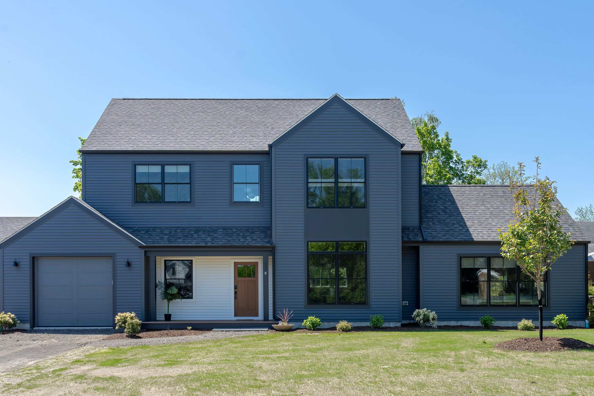 Refined Retreat Near Beaches - 557 West — Portsmouth, RI — vacation rental