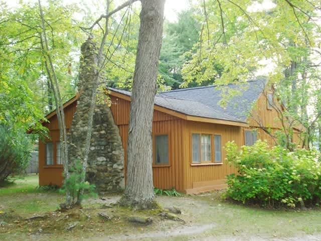 CENTRAL LAKE CABANAS #1 — Central Lake, MI — vacation rental