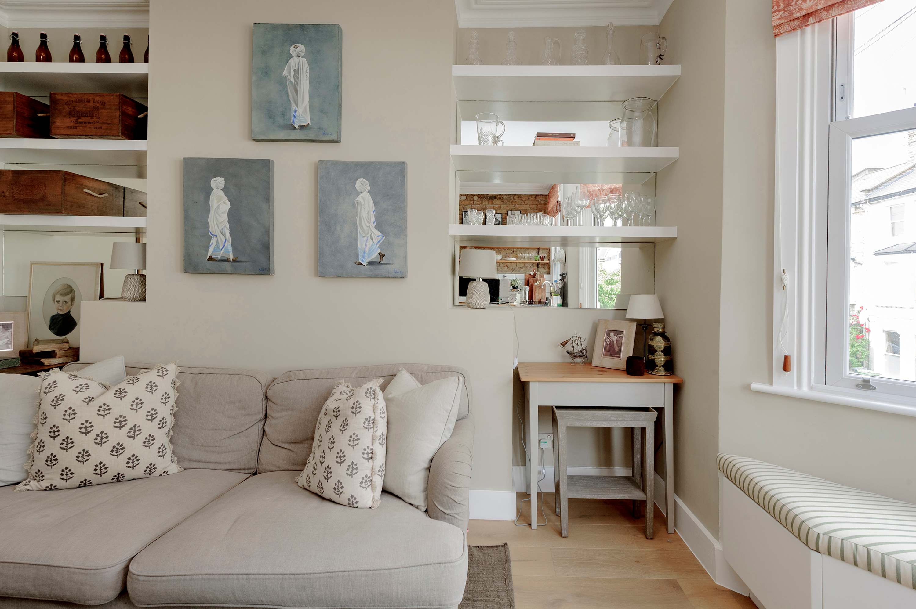 Stunning 2-bedroom flat in Fulham in Tournay Road 27 SW6 7UG - Property image 16 - VivreStays