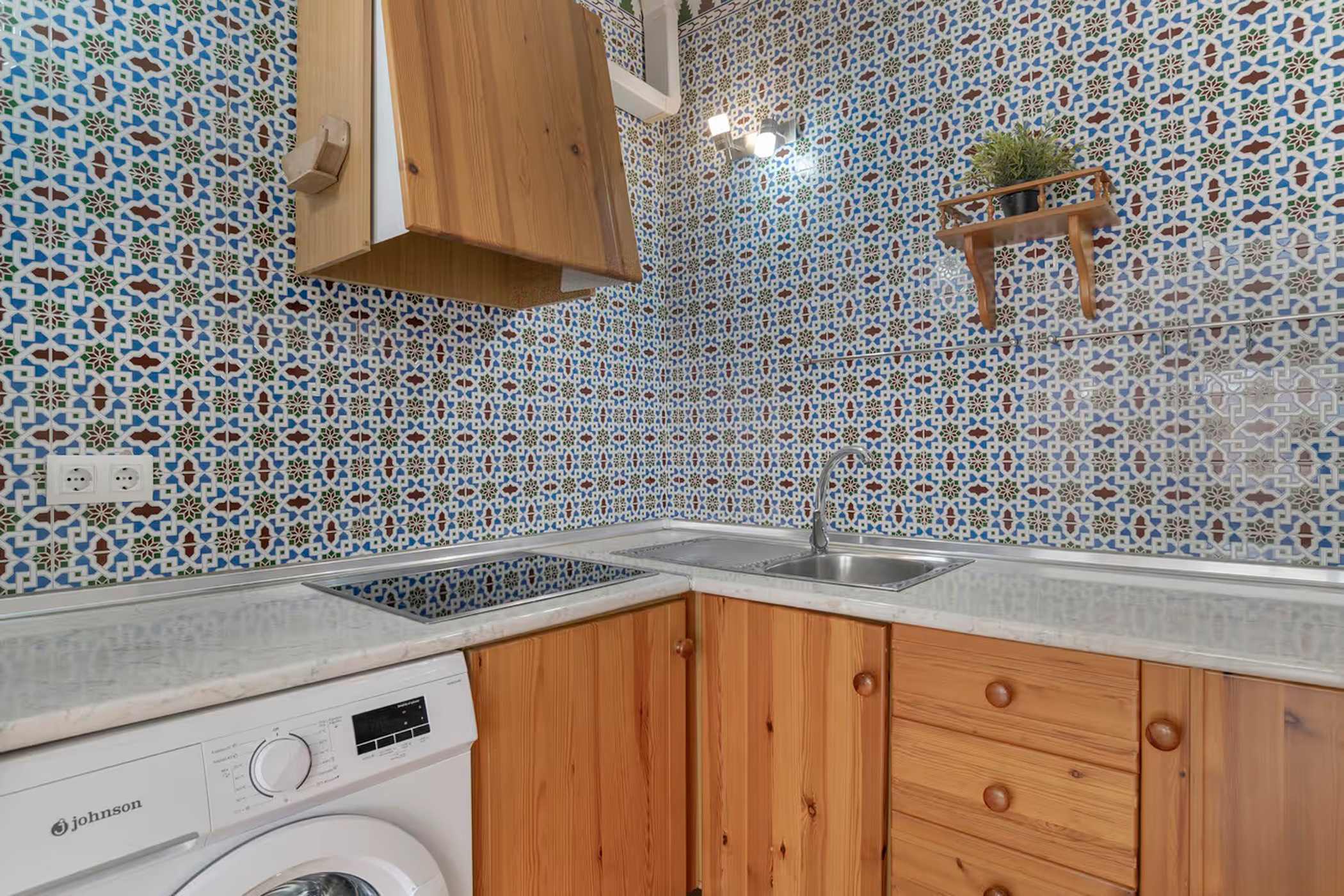 Apartamento accesible en Conil con piscina compartida, parking y jardín privado - image 6