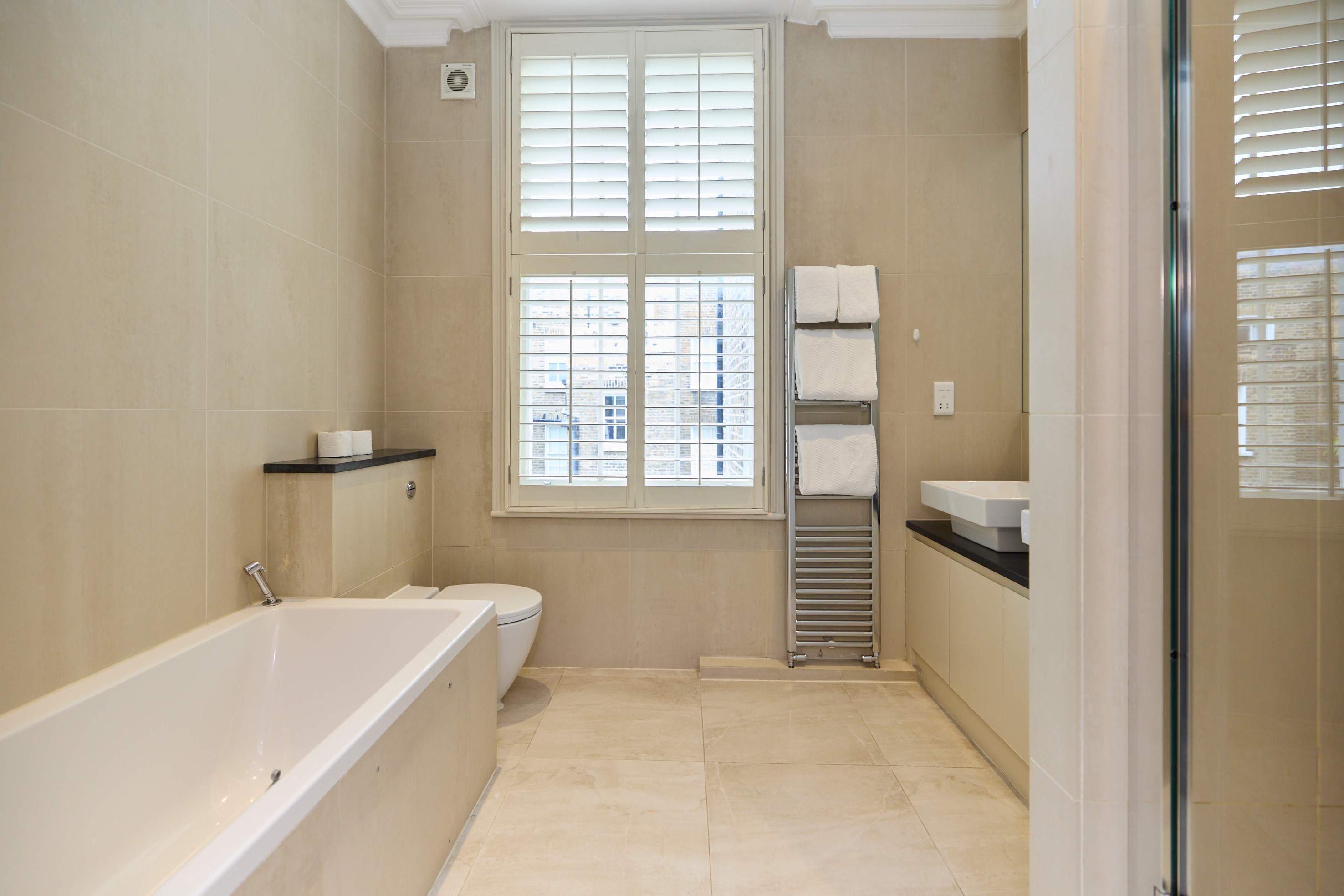 Redbrick on Langton in Langton Street 29 SW10 0JL - Property image 38 - VivreStays