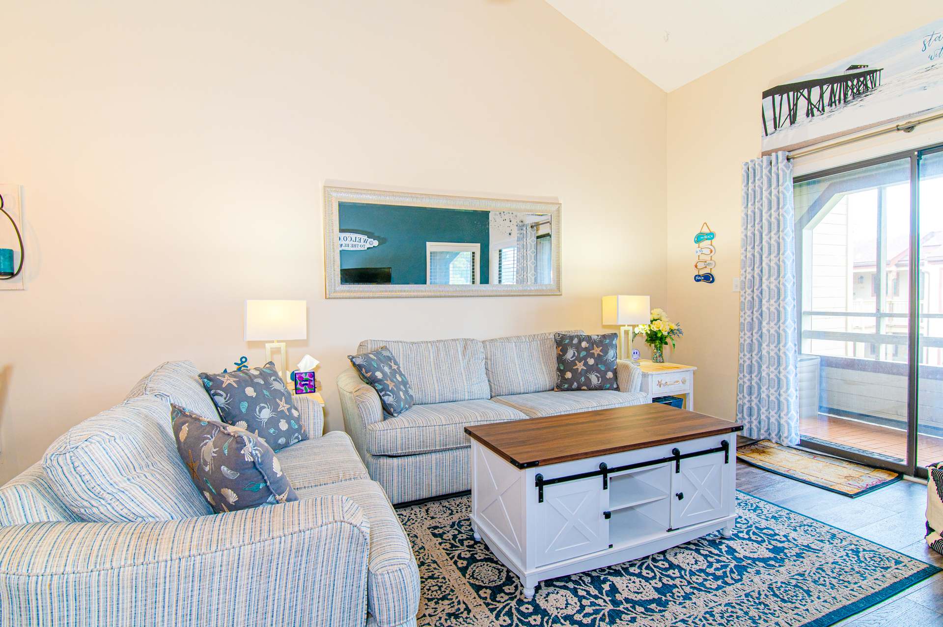Shore Dr Lake View Retreat w Pools and Pickleball