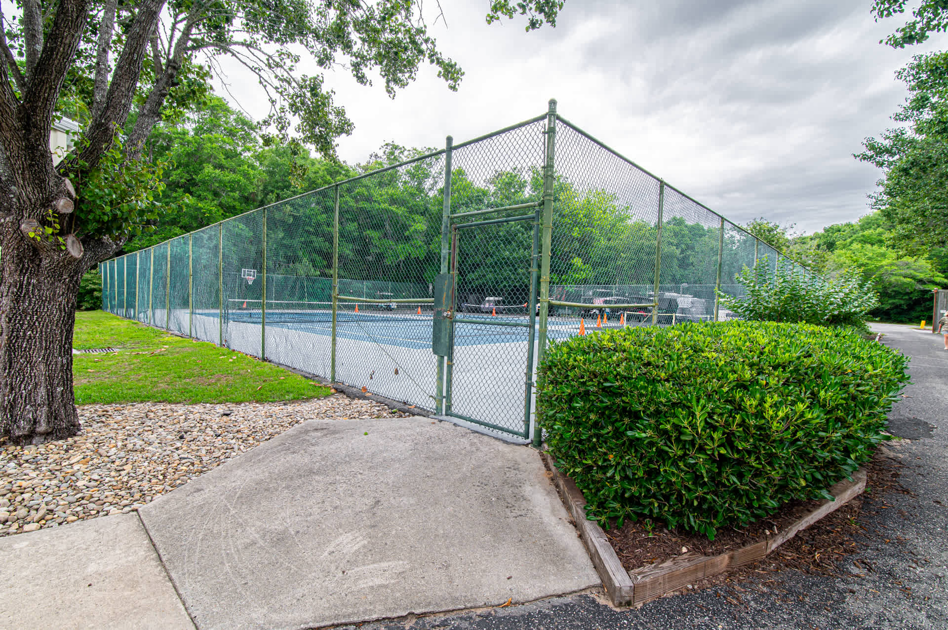 Pickleball and Tennis Courts