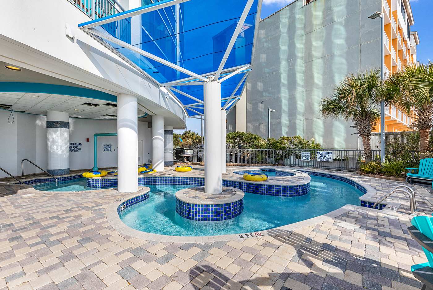 Fully Updated 1BR Oceanfront Oasis at Oceans One | Photo 26