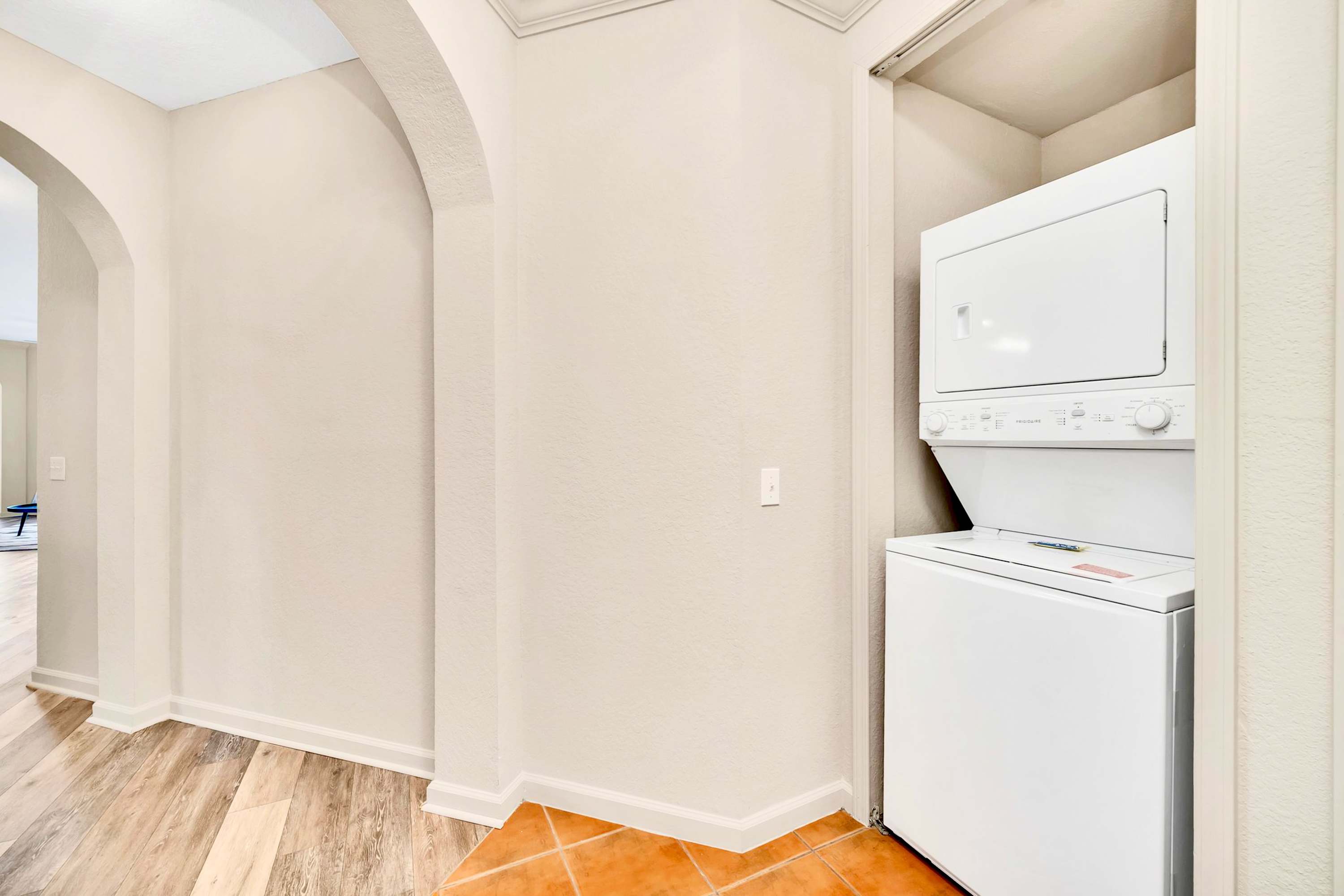 In-suite laundry facilities (washer and dryer)