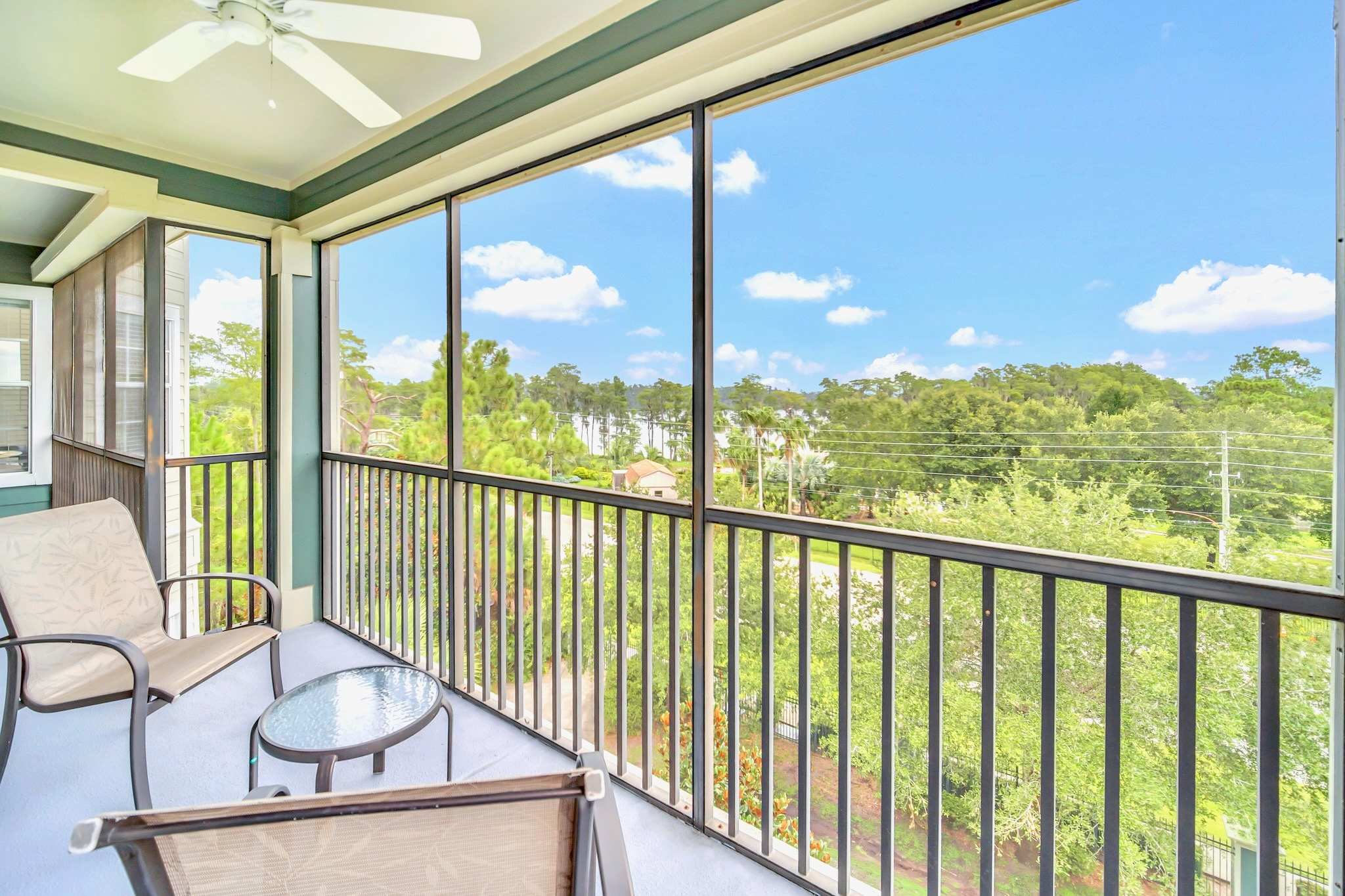 Upstay Pet Friendly Suite w Pool Sauna | Photo 20