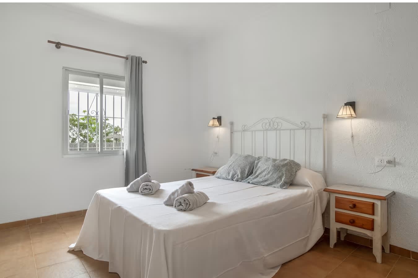 Casa en Conil: apartamento con piscina compartida, jardín y parking privado - image 10