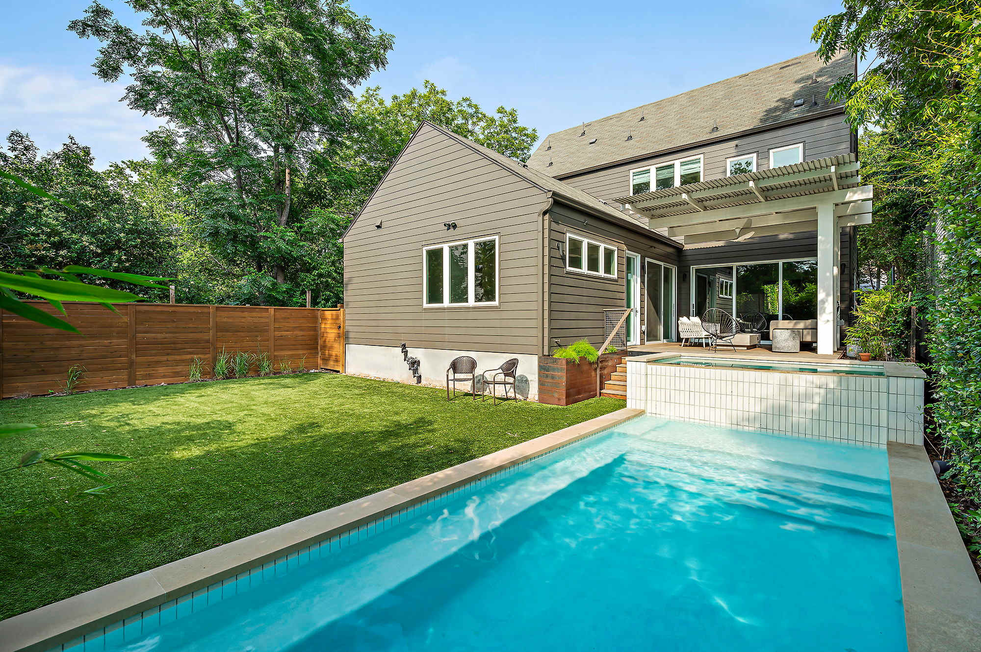 SoCo Oasis | Pool | Gym | Fire Pit | DT ATX — Austin, TX — vacation rental