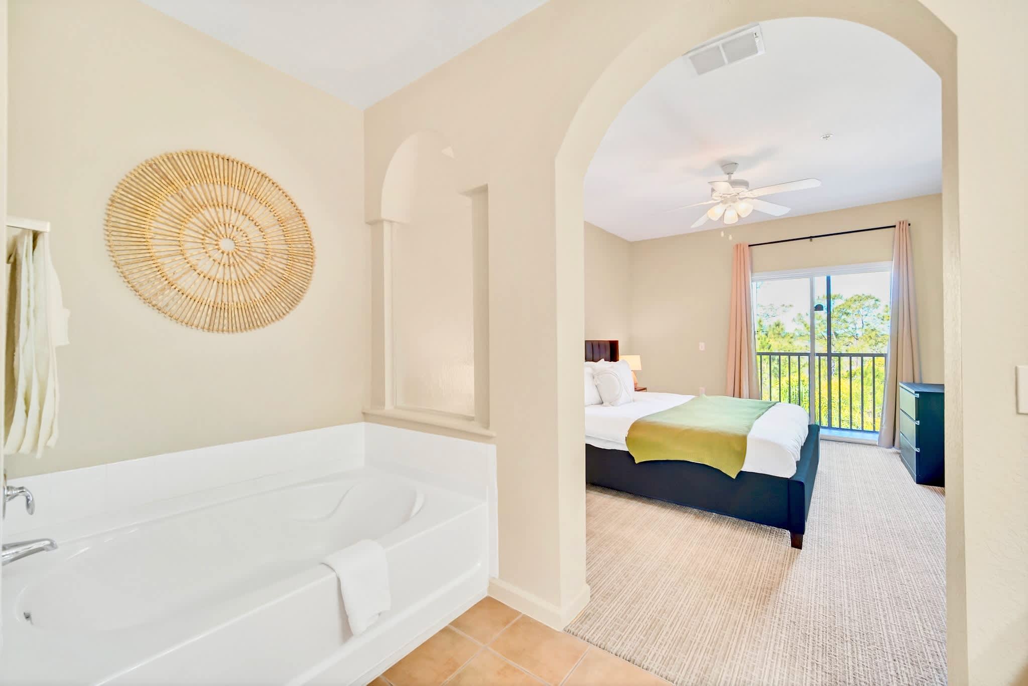 En-suite bathroom with spa-like bathtub