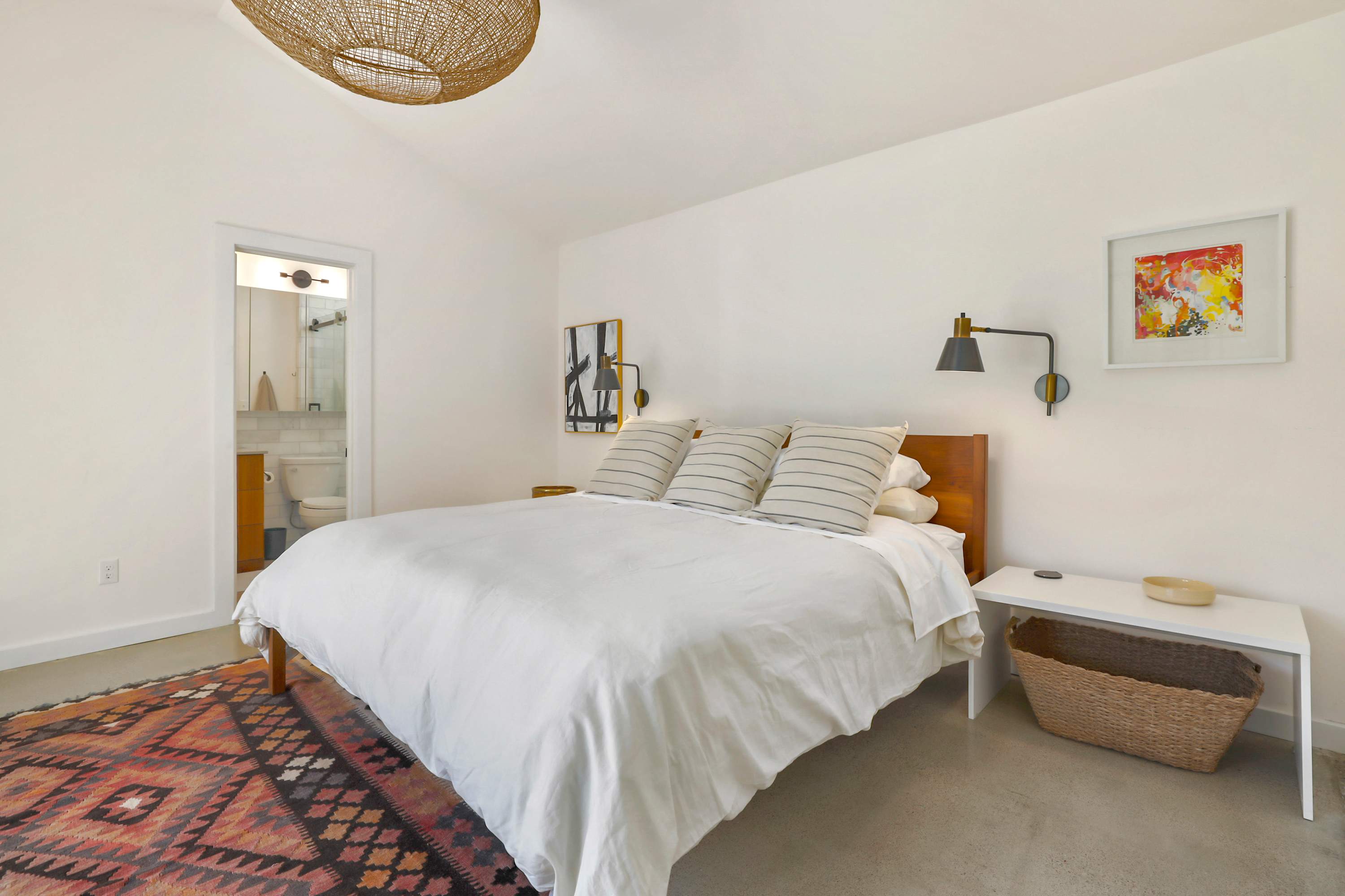 bedroom 3 with king