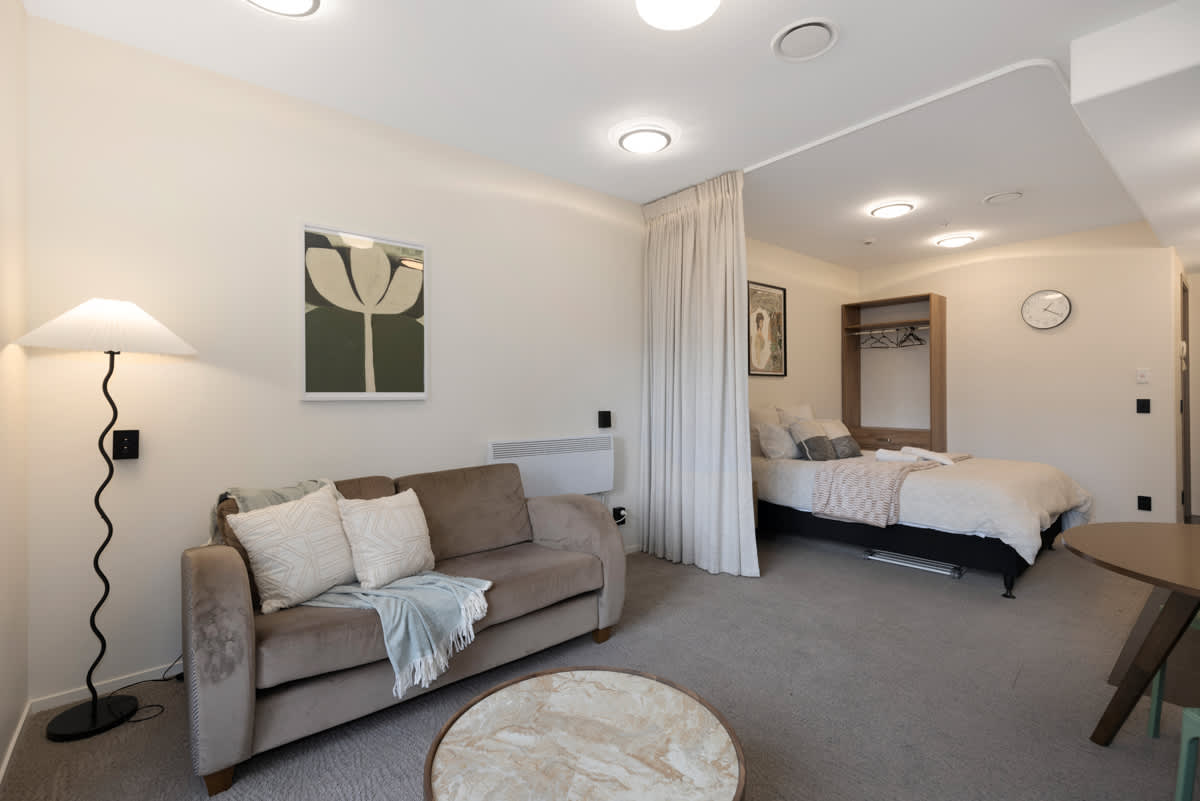 Mt Victoria Studio – Kitchen, Bath Tub, Sleeps 2