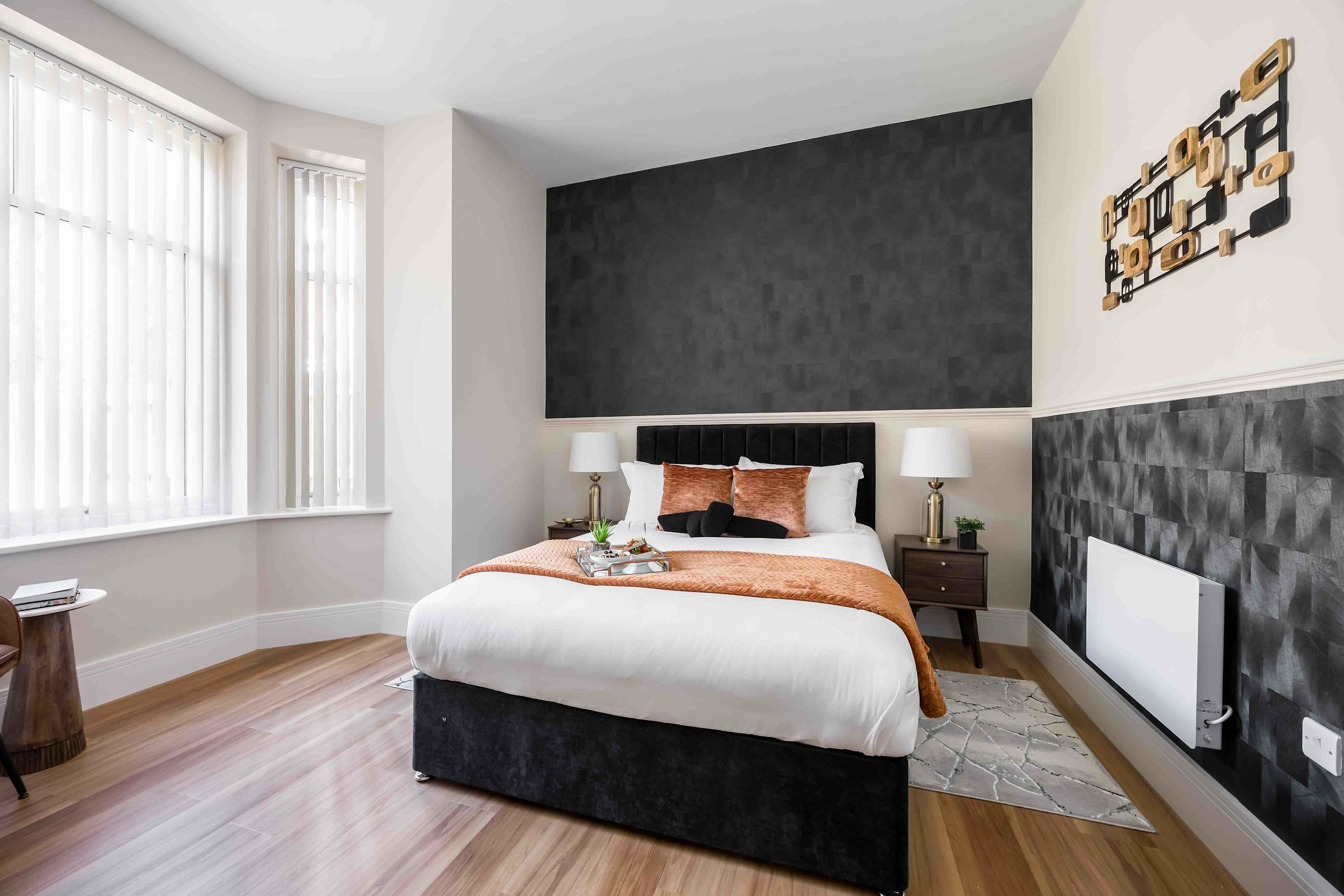 Brand New Luxurious Haven With Garden