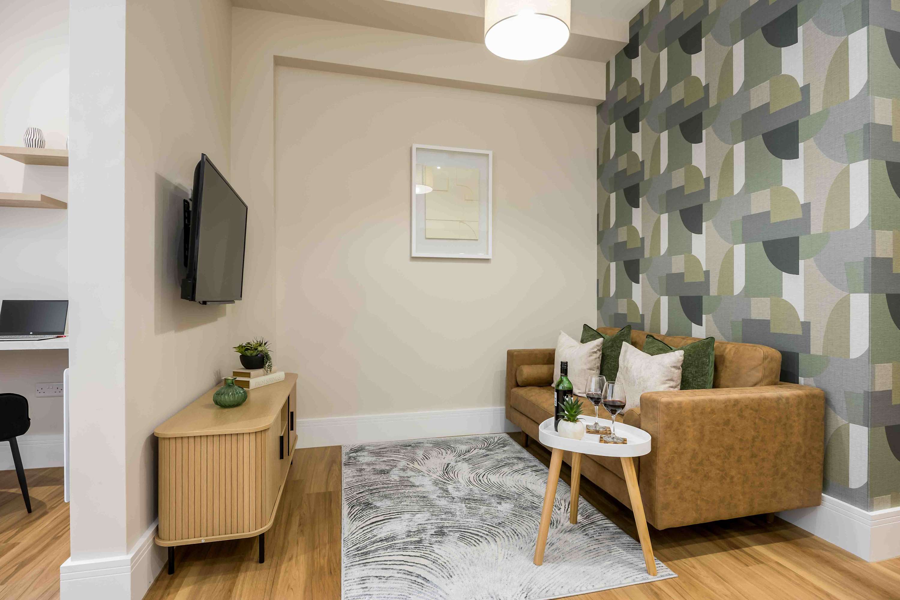 Brand New Luxurious Haven With Garden