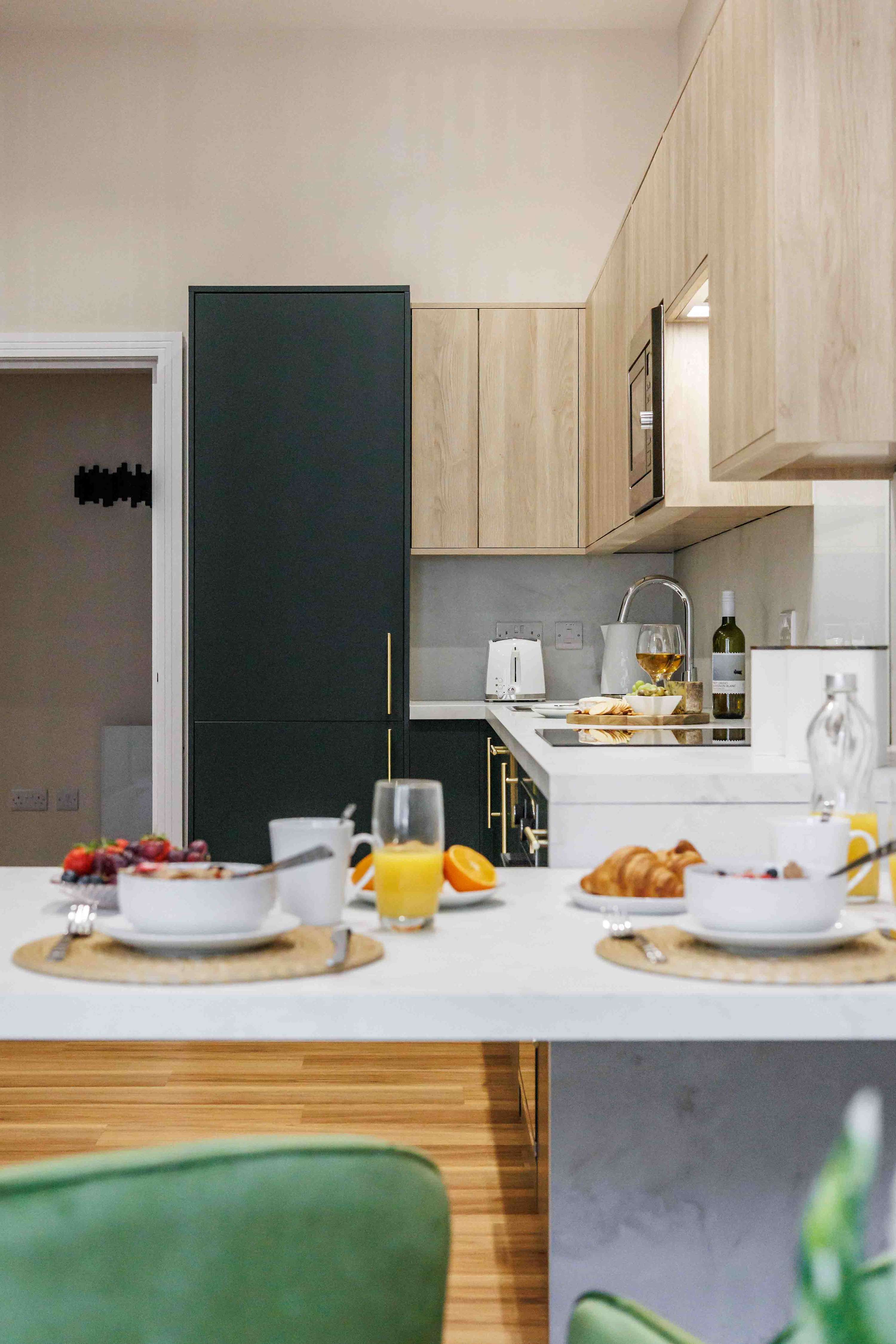 Brand New Luxurious Haven With Garden