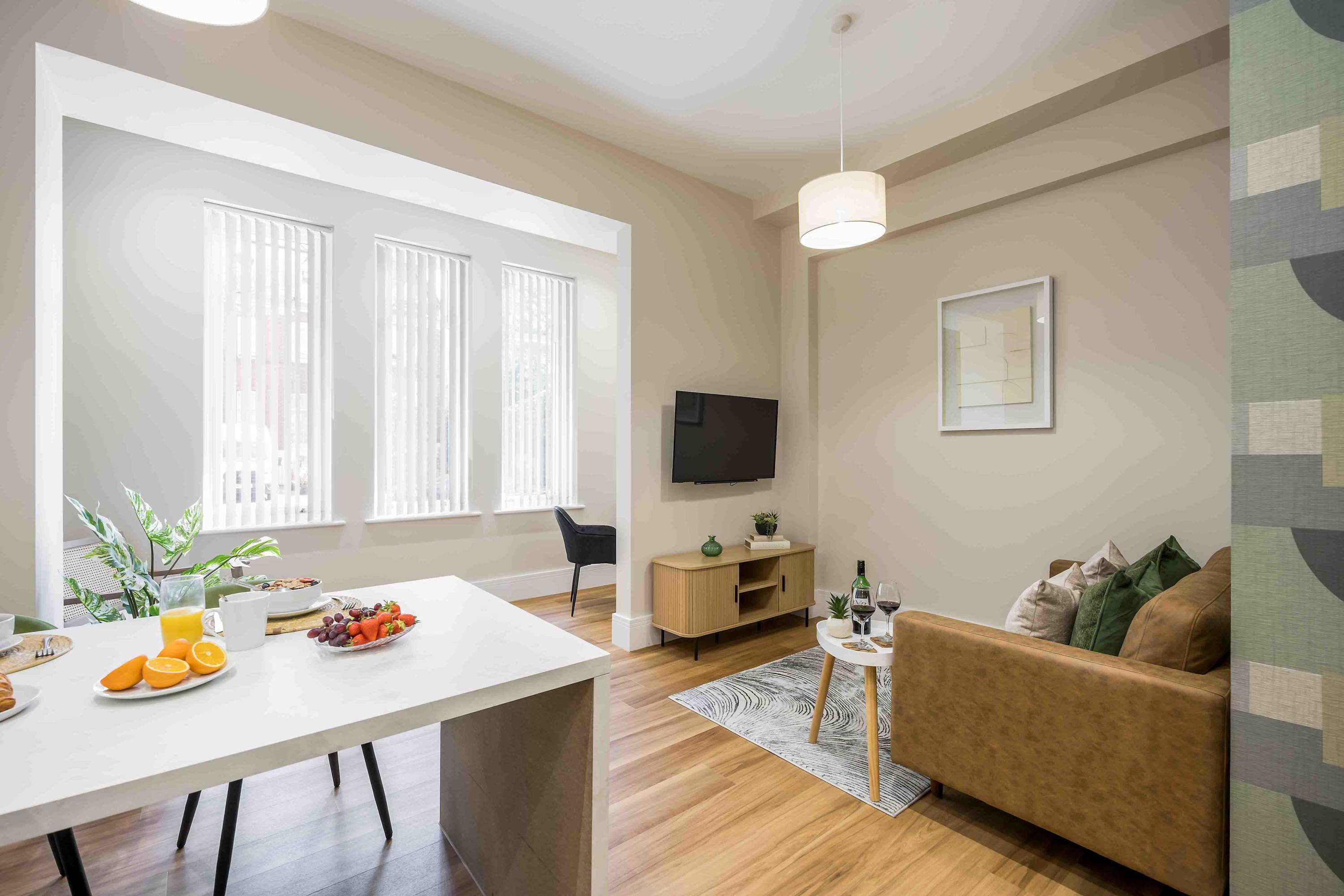Brand New Luxurious Haven With Garden