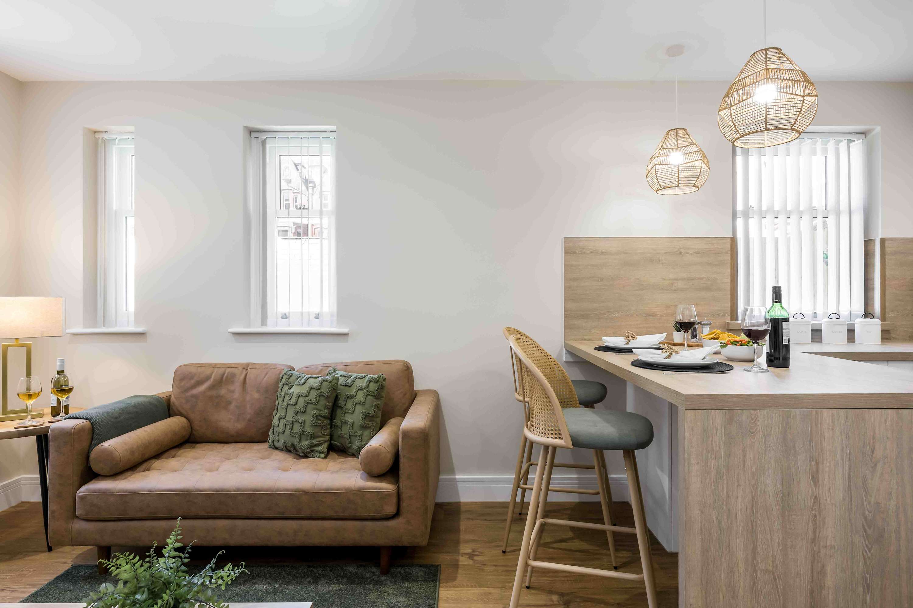 Luxe Coastal Apartament with Garden
