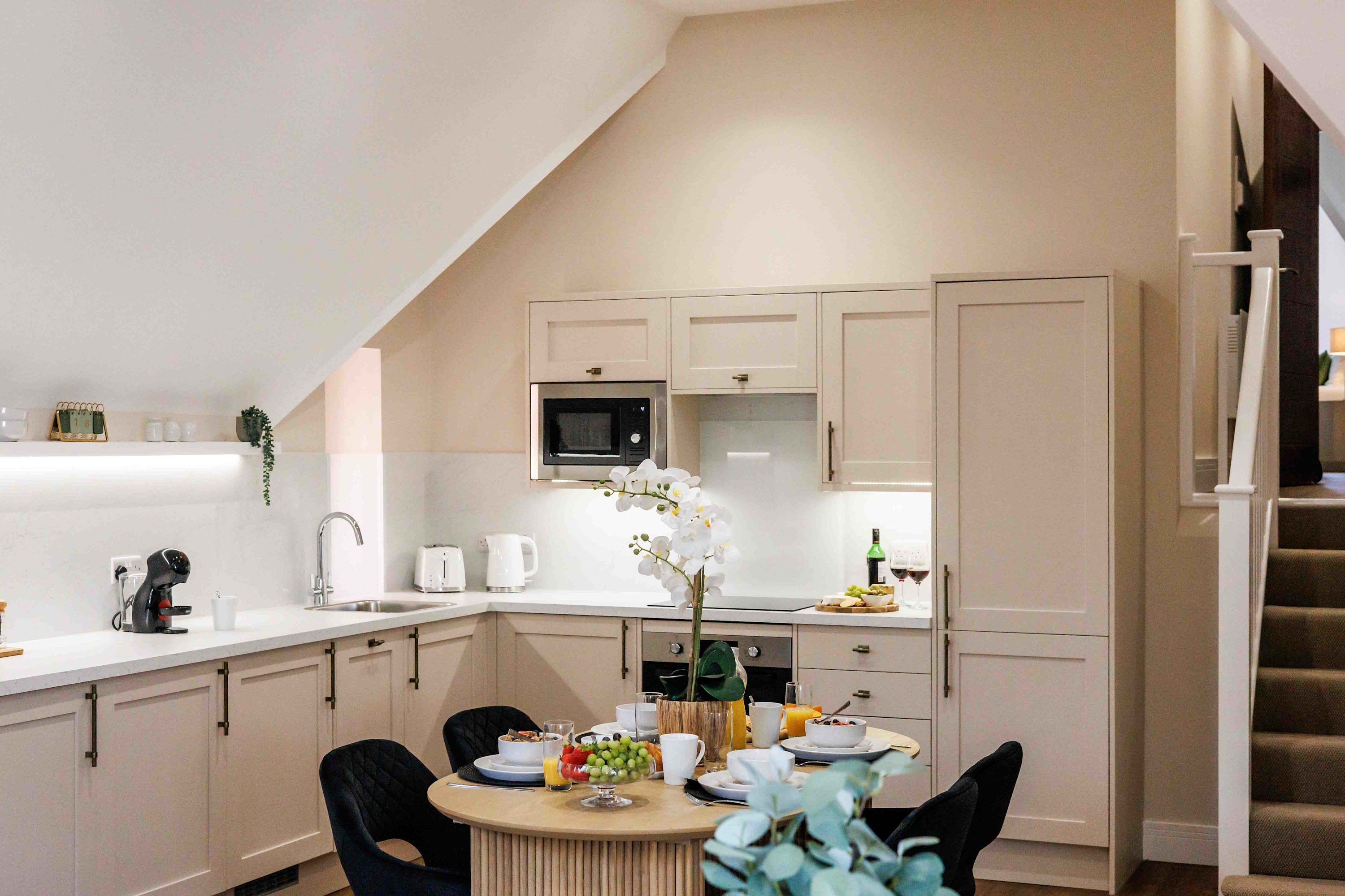 Elegant Family Gataway with Balcony and parking