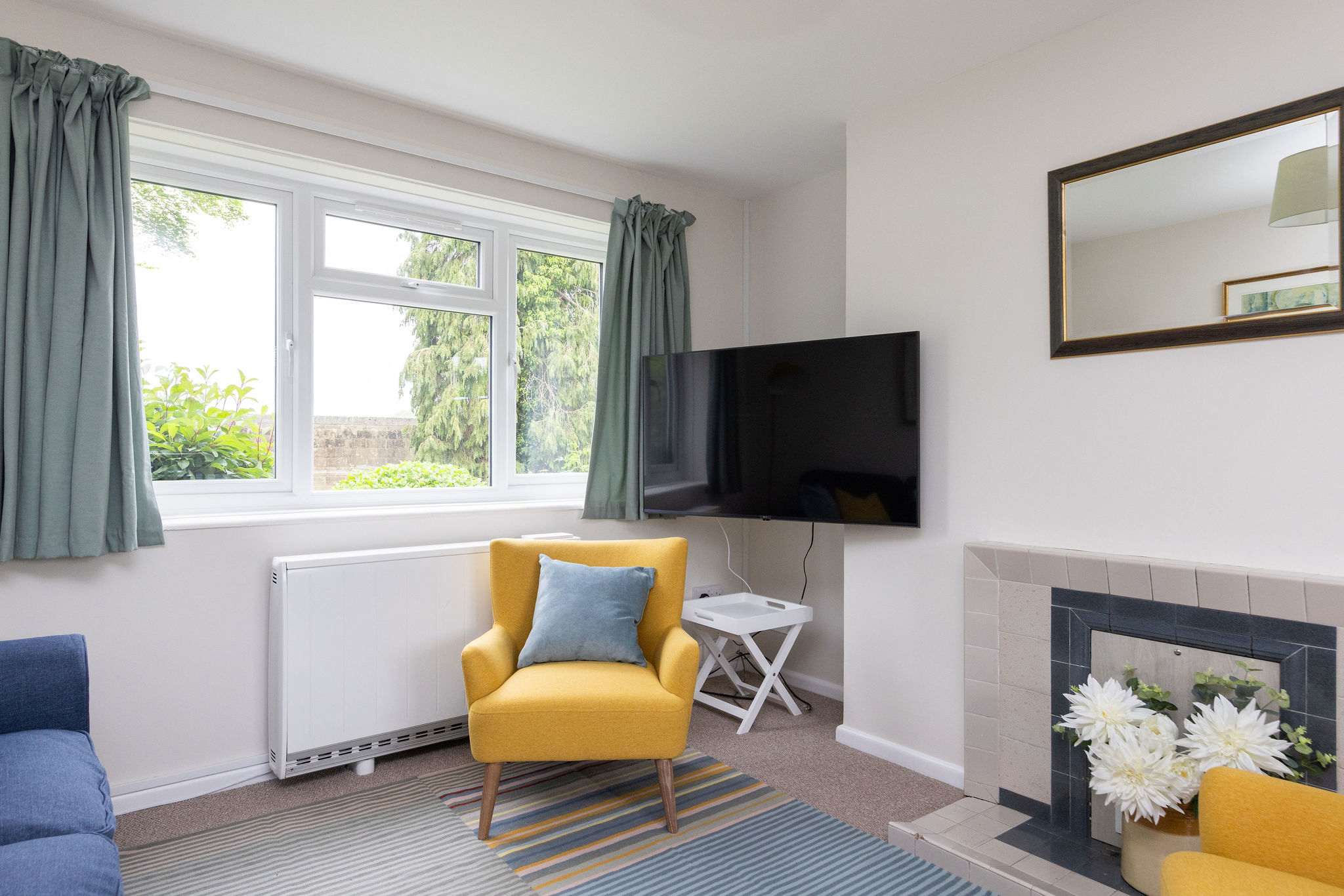 Enjoy your favourite TV shows or films on the smart tv in the lounge!