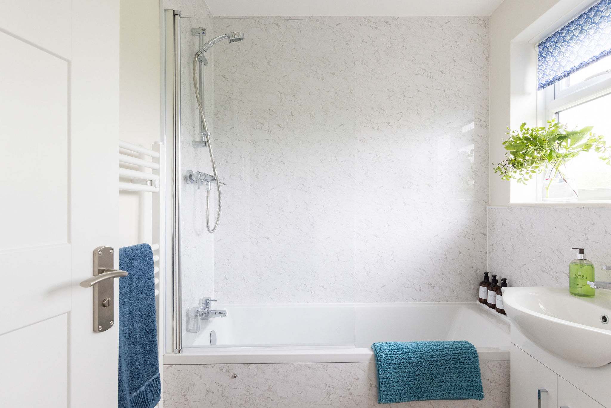 Whether you prefer a refreshing shower or a relaxing soak in the bath, this bathroom has it all.