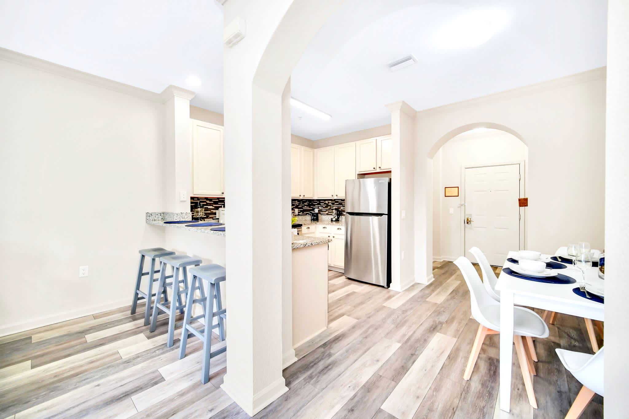 Kitchen breakfast bar seating and dining area