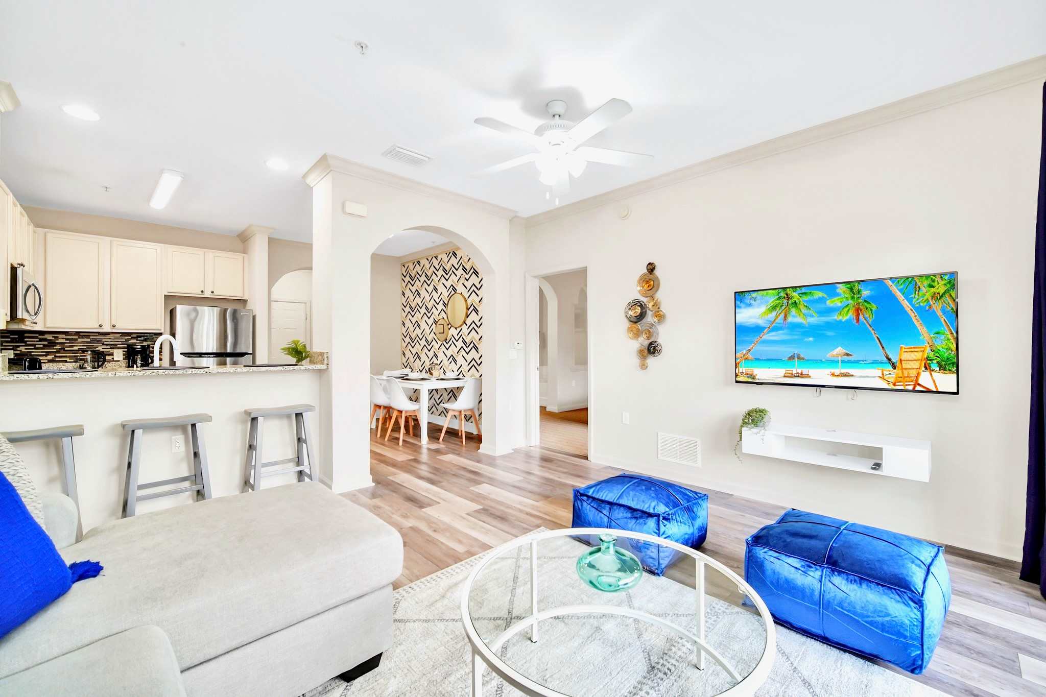 Living room with smart TV and high speed internet