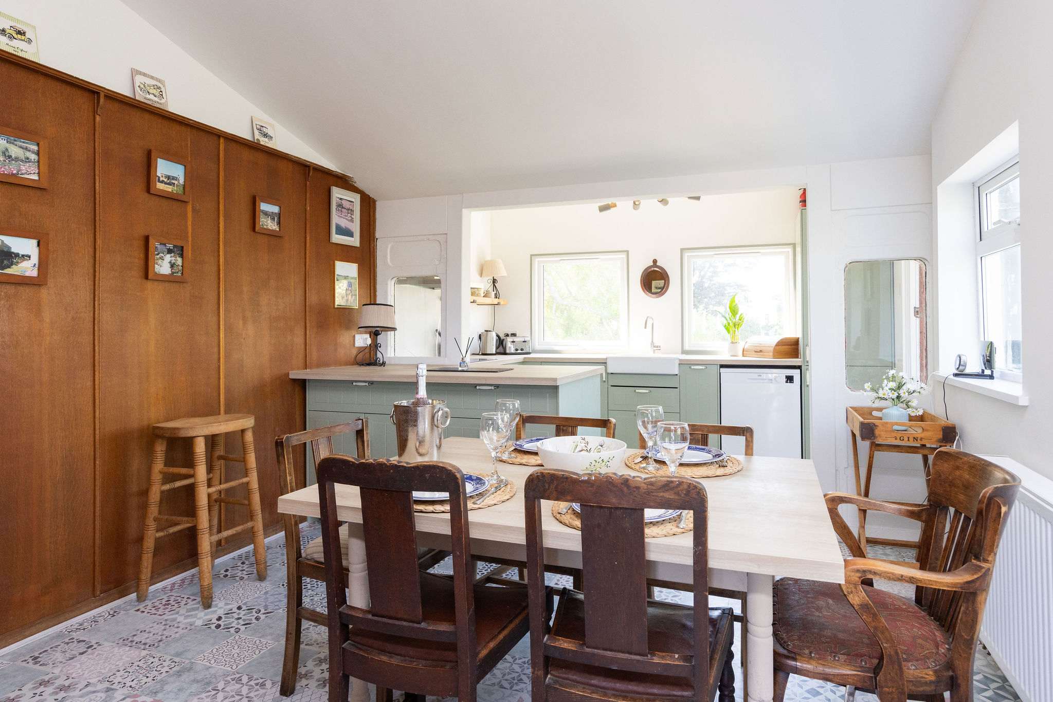 Vintage table and sea air—perfect for shared meals