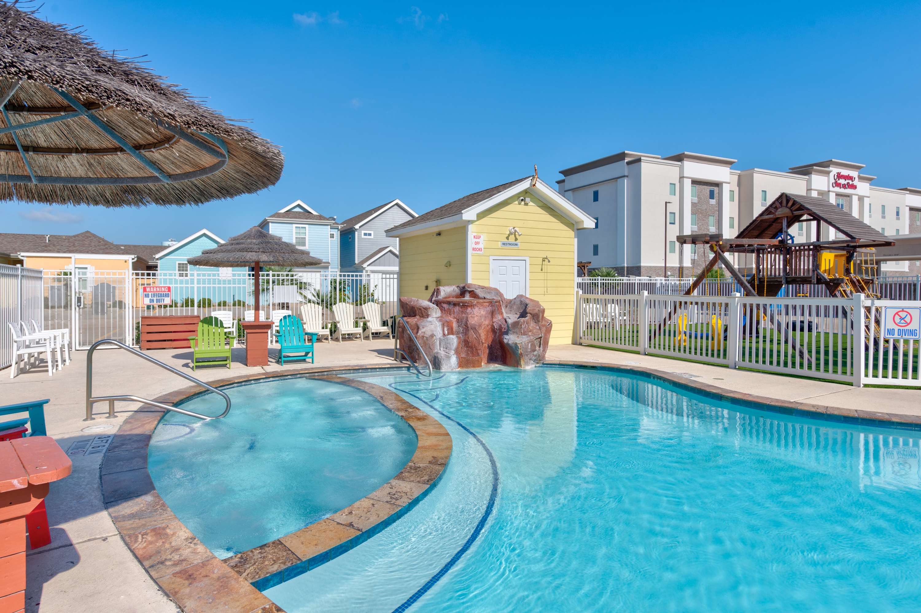 Family Beach Retreat Sleeps 14 | Treasure Island
