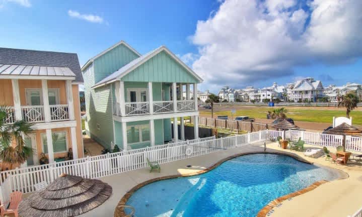 Gulf Views, Pool, Boardwalk to Beach | Sea Shack